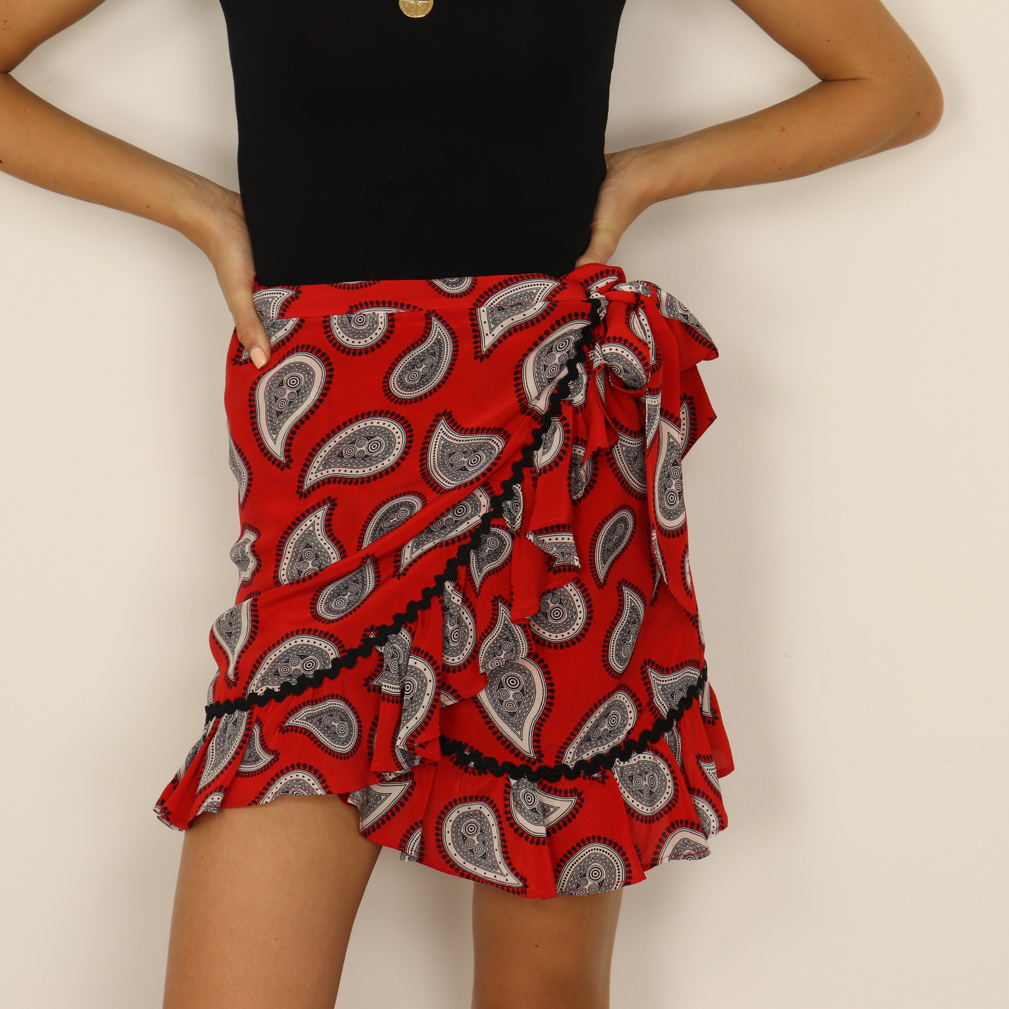 Skirt, UK Size 6