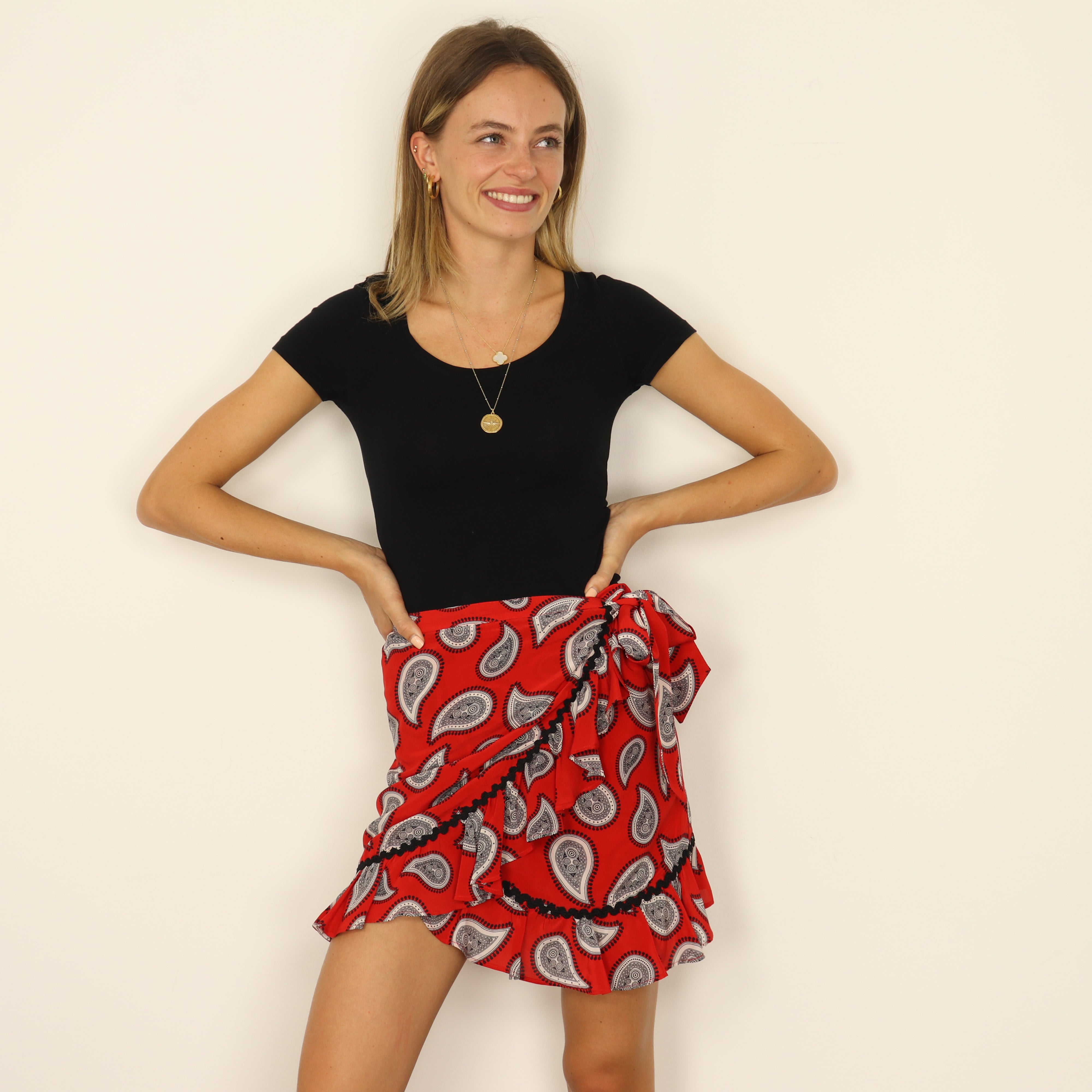 Skirt, UK Size 6
