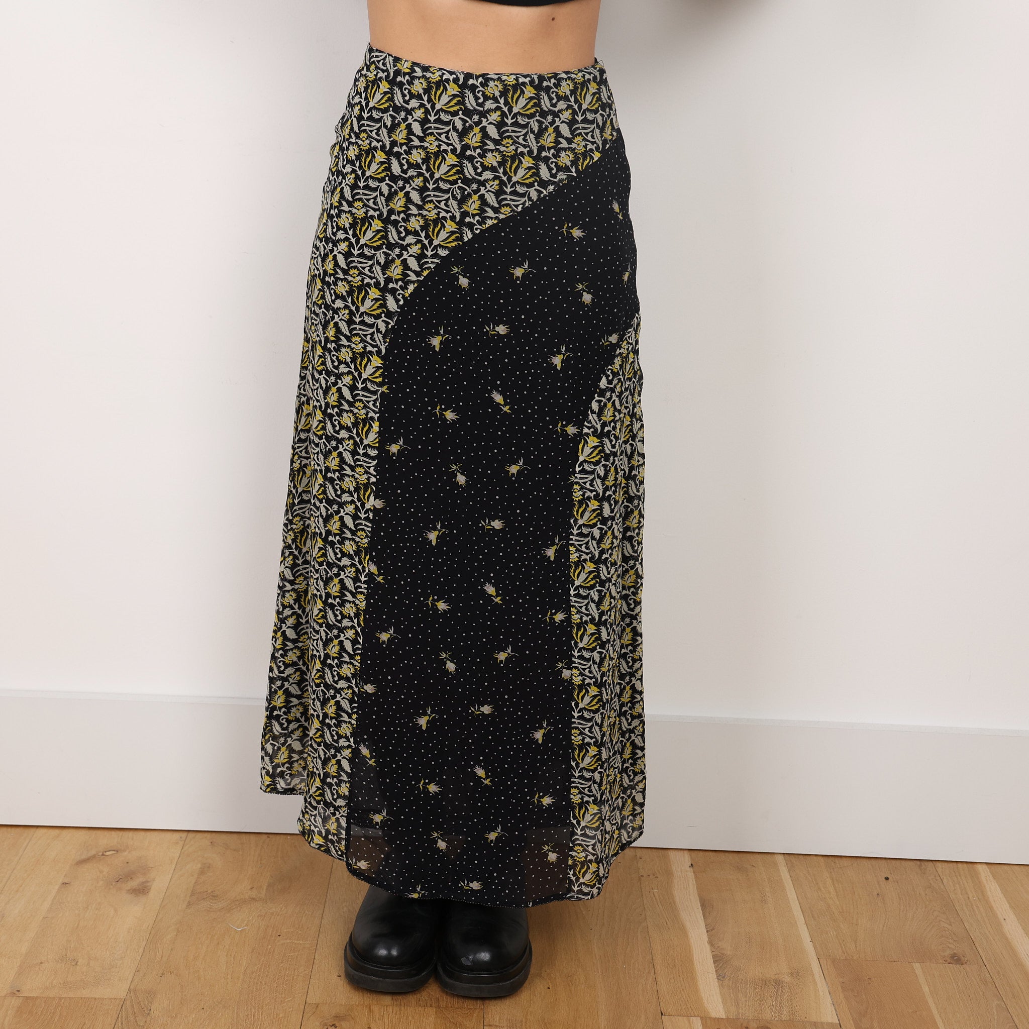 Skirt, UK Size 6