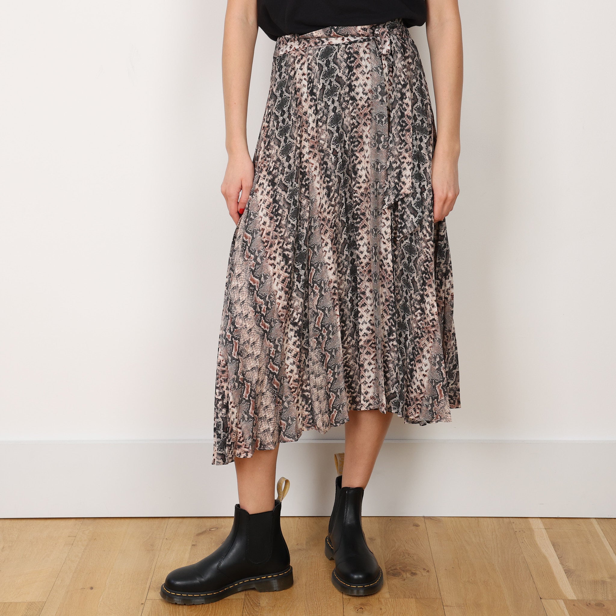 Skirt, UK Size 8