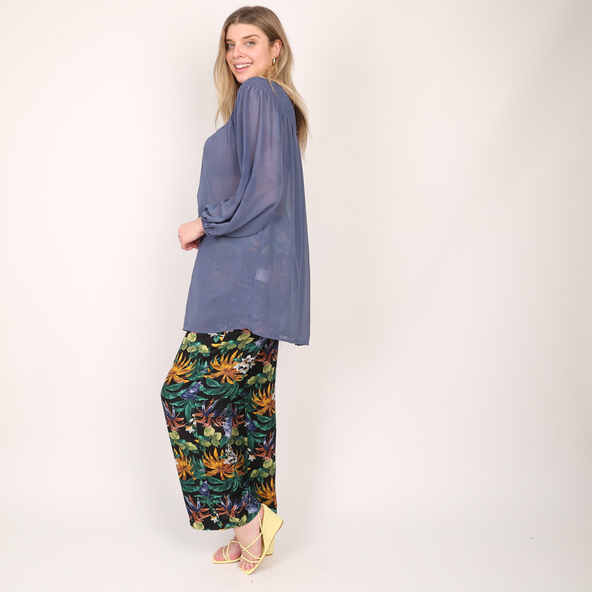 Trousers, UK Size 14