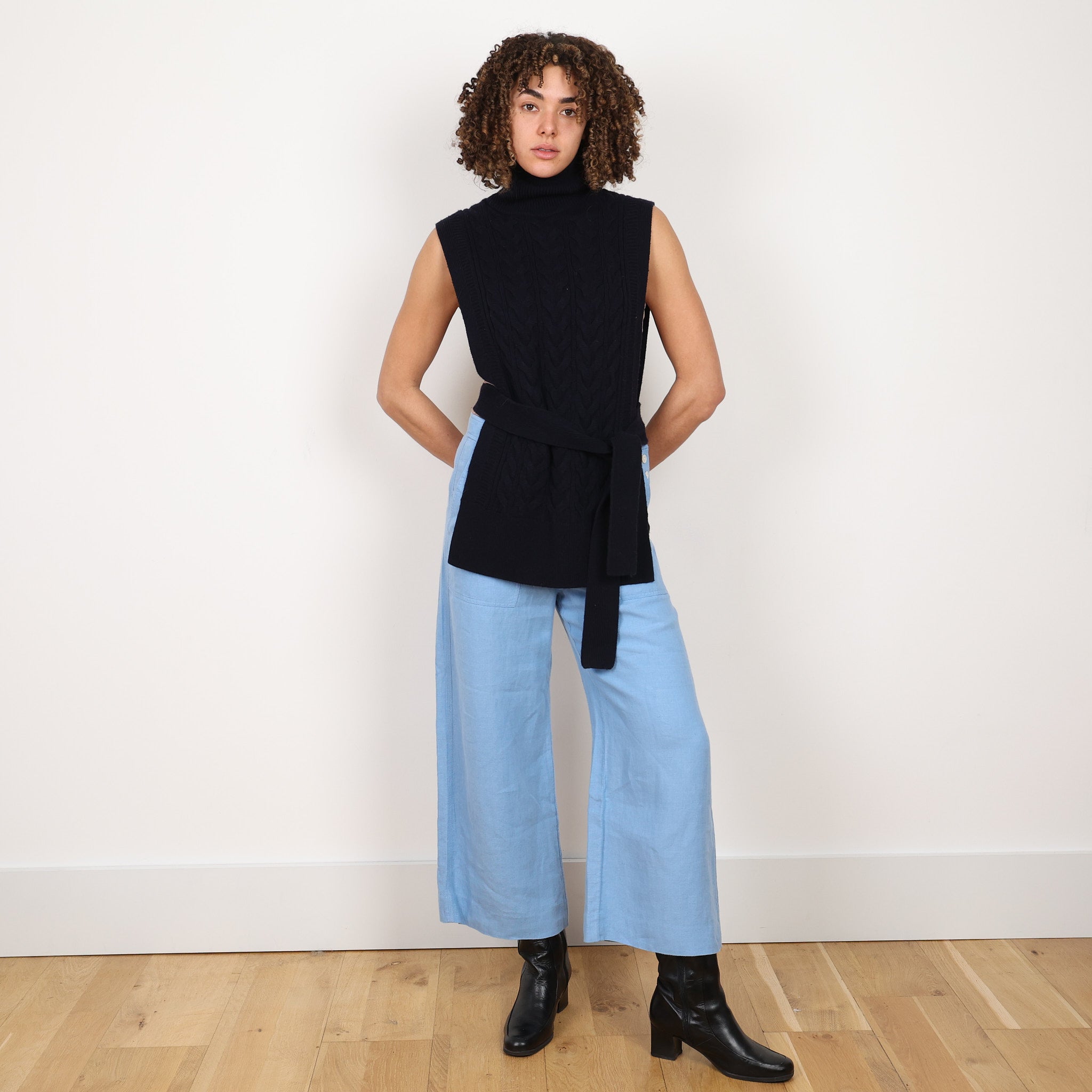 Trousers, UK Size 6