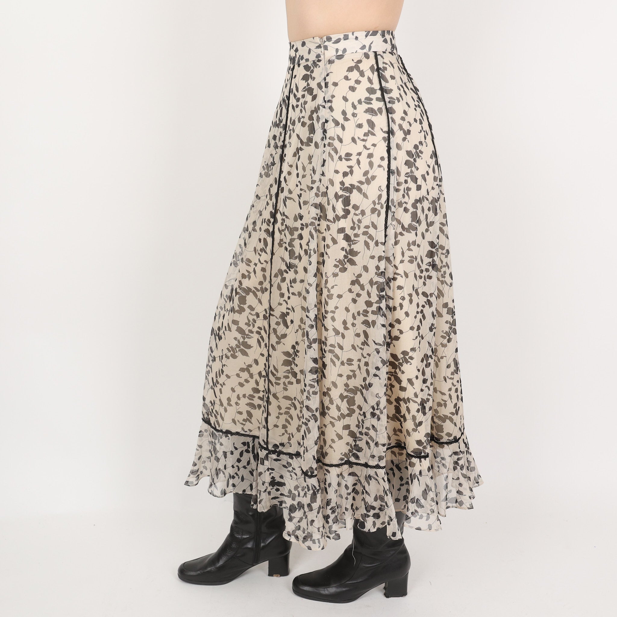 Skirt, UK Size 8