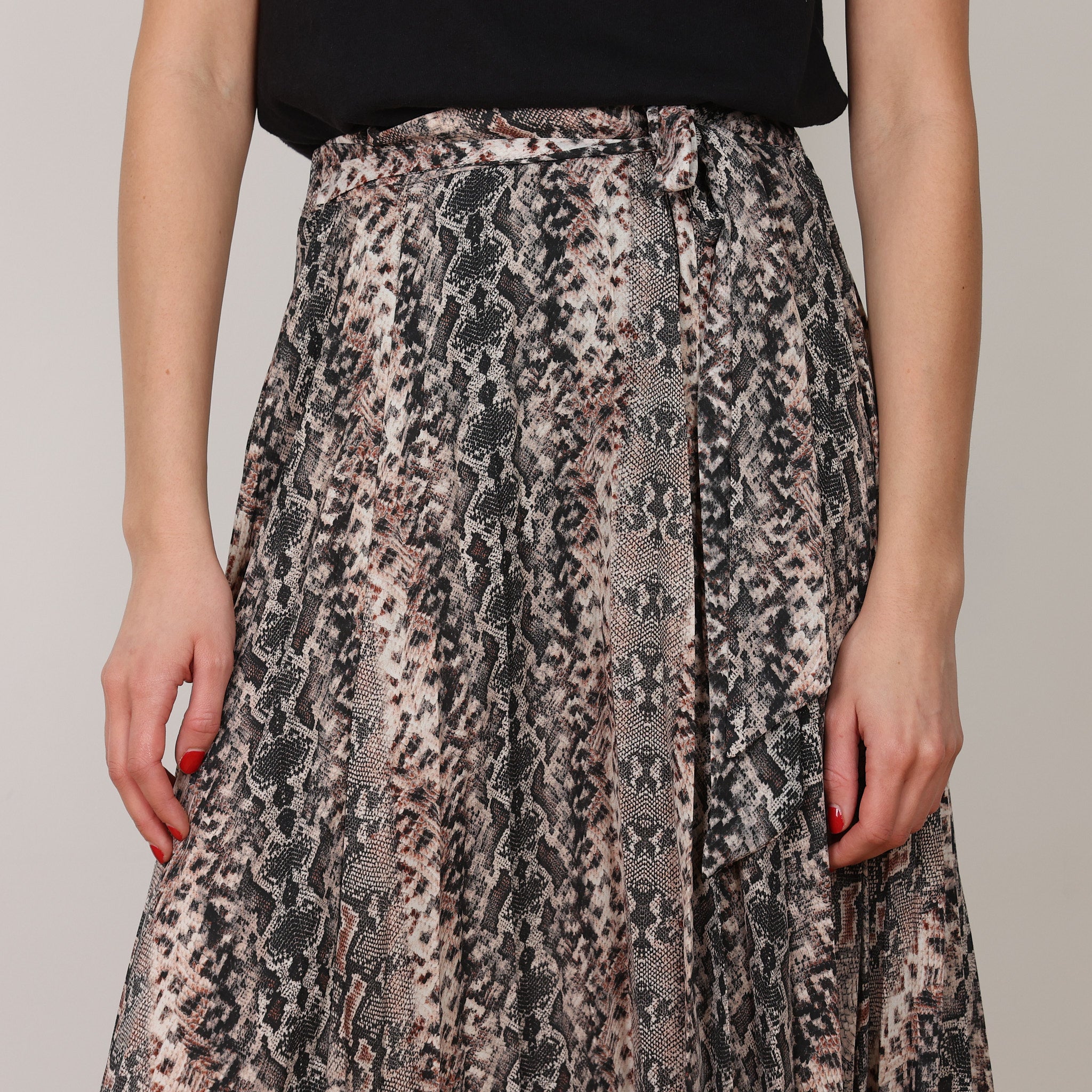 Skirt, UK Size 8