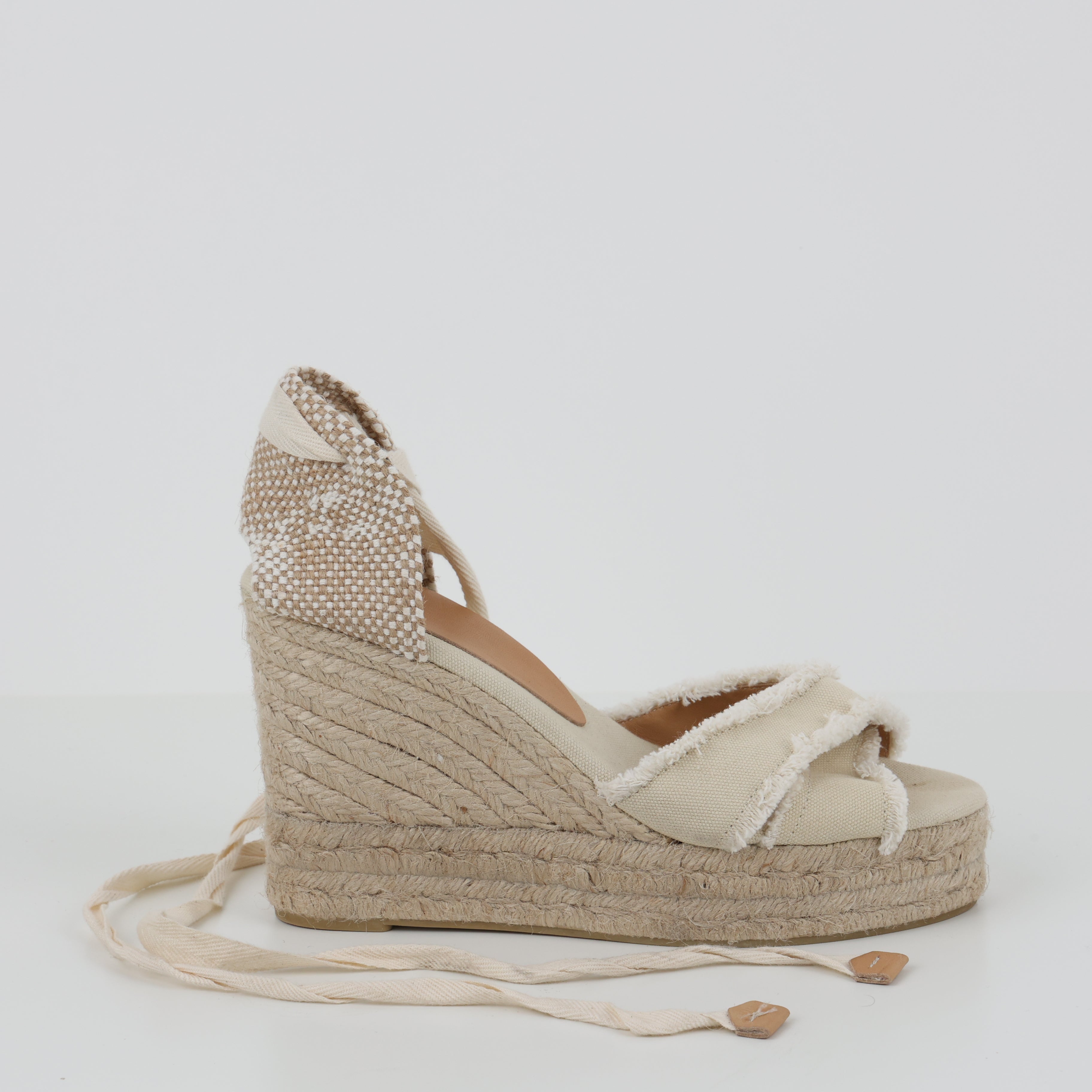 Heels , Shoe Size 38