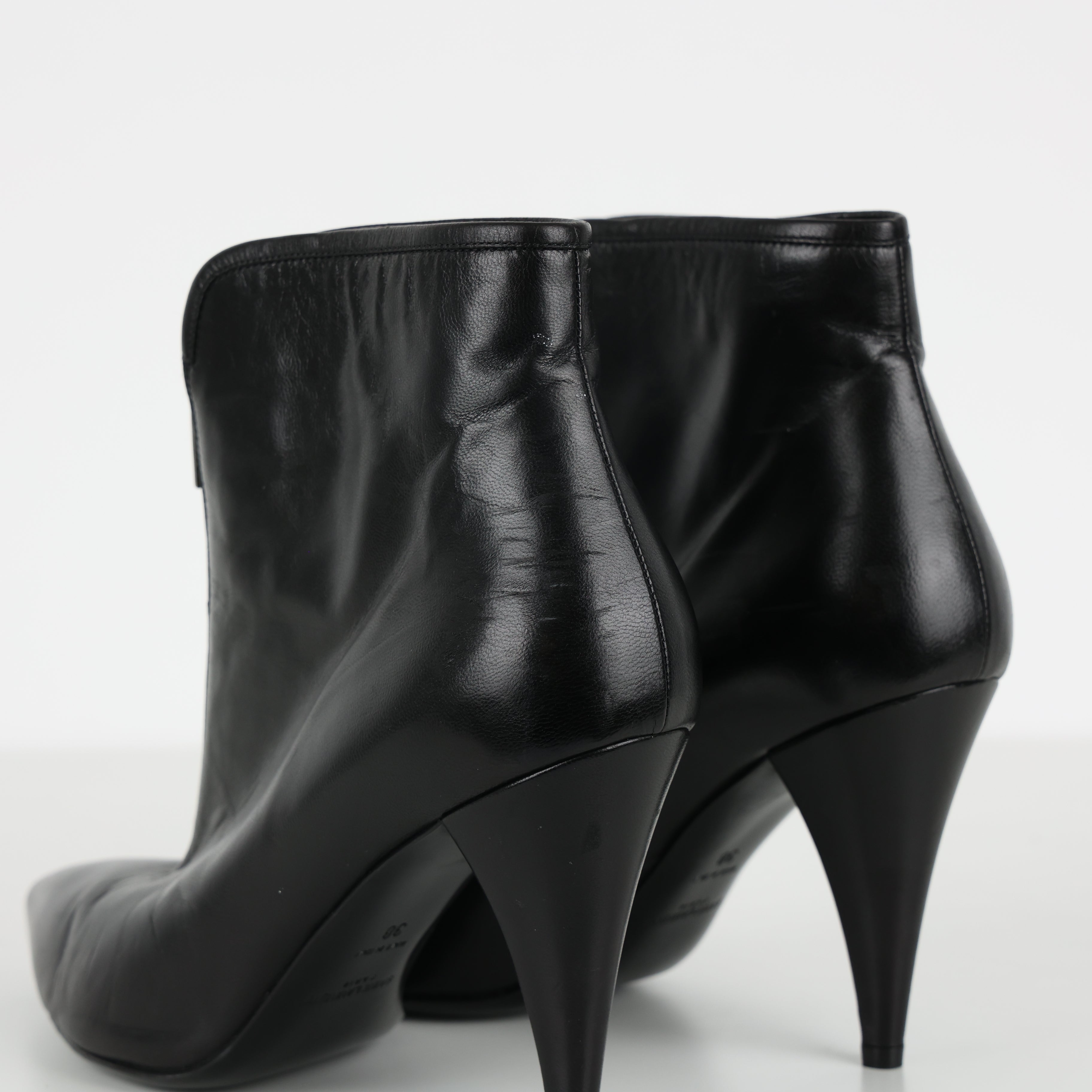 Boots , Shoe Size 38