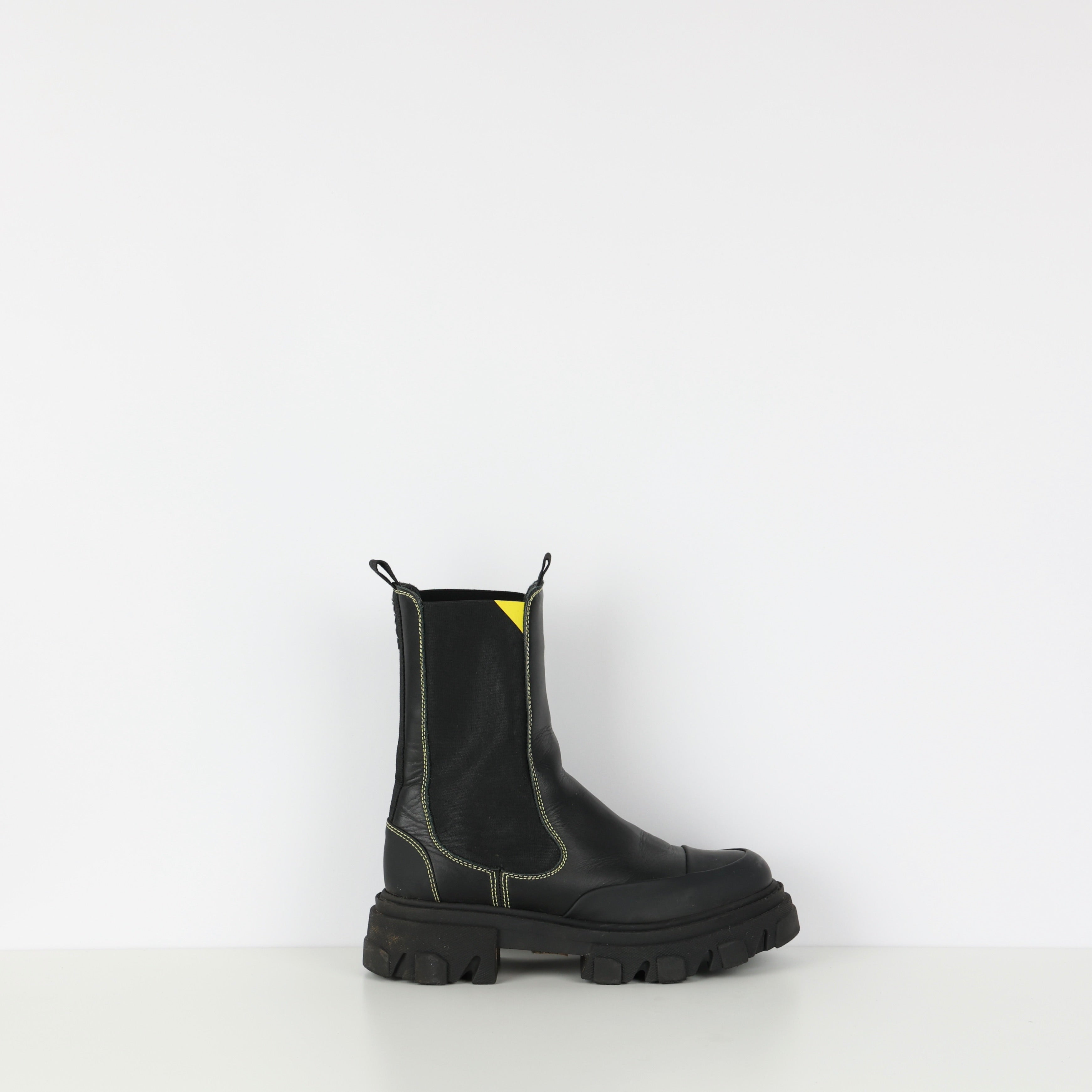 Boots , Shoe Size 40