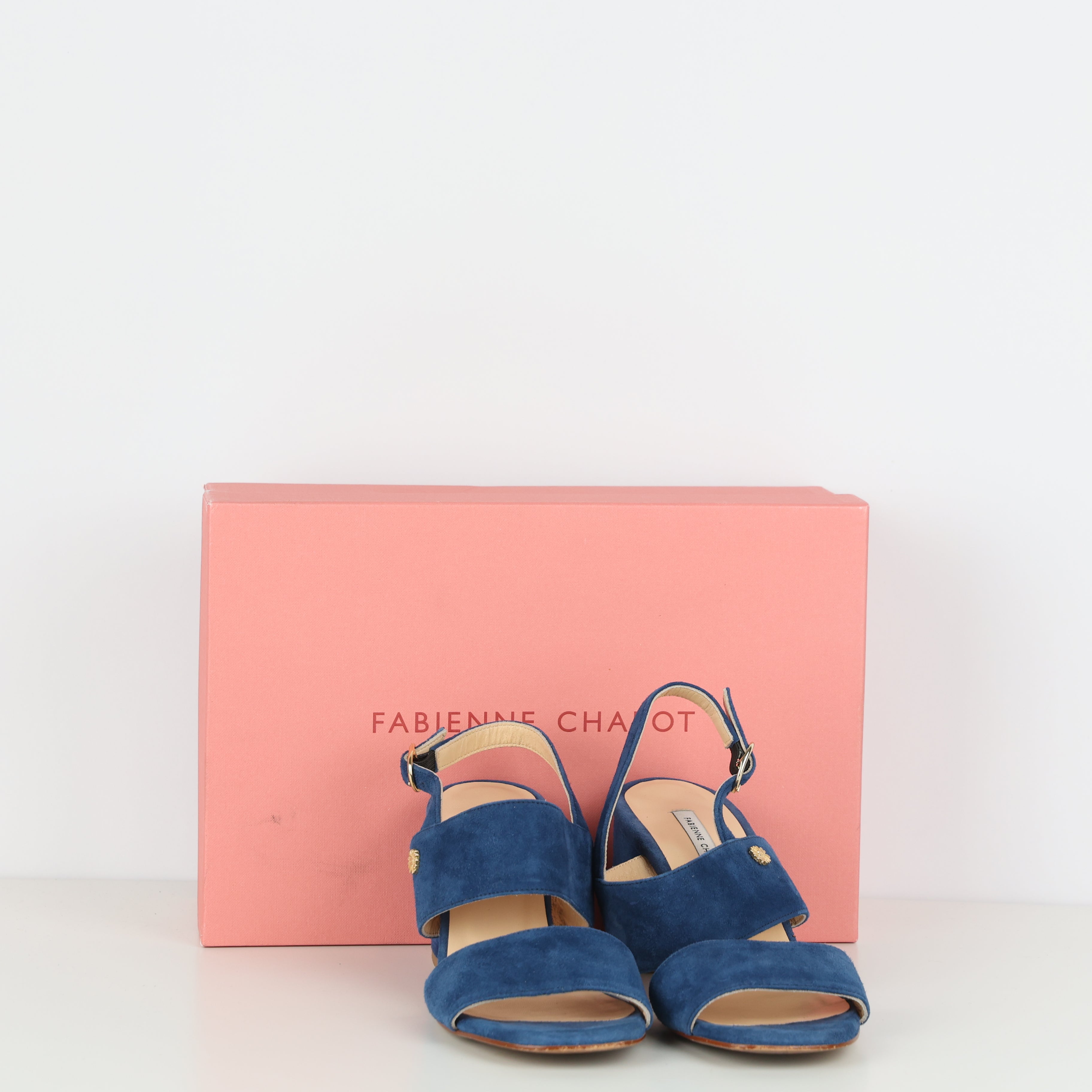 Heels , Shoe Size 39