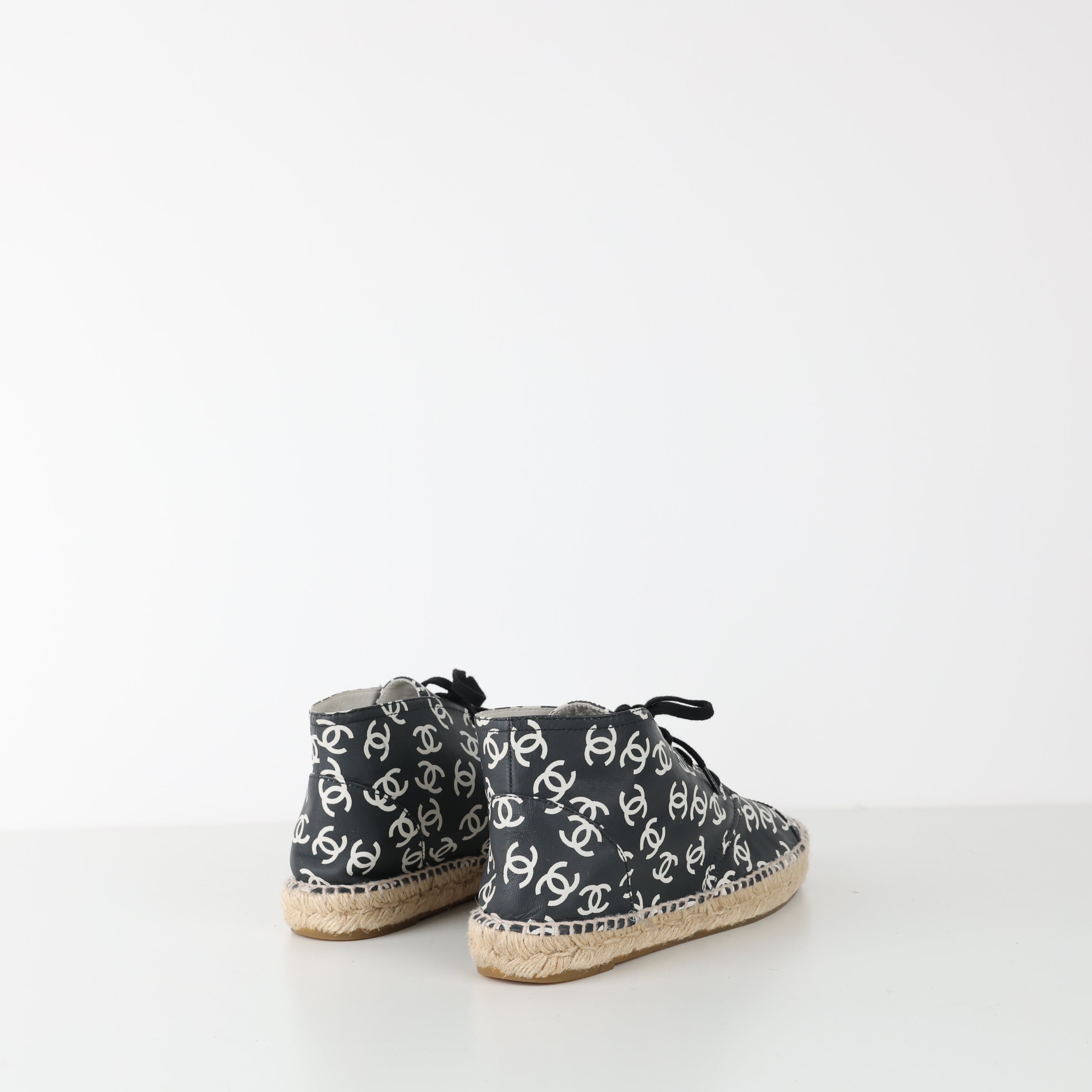 Flats , Shoe Size 38