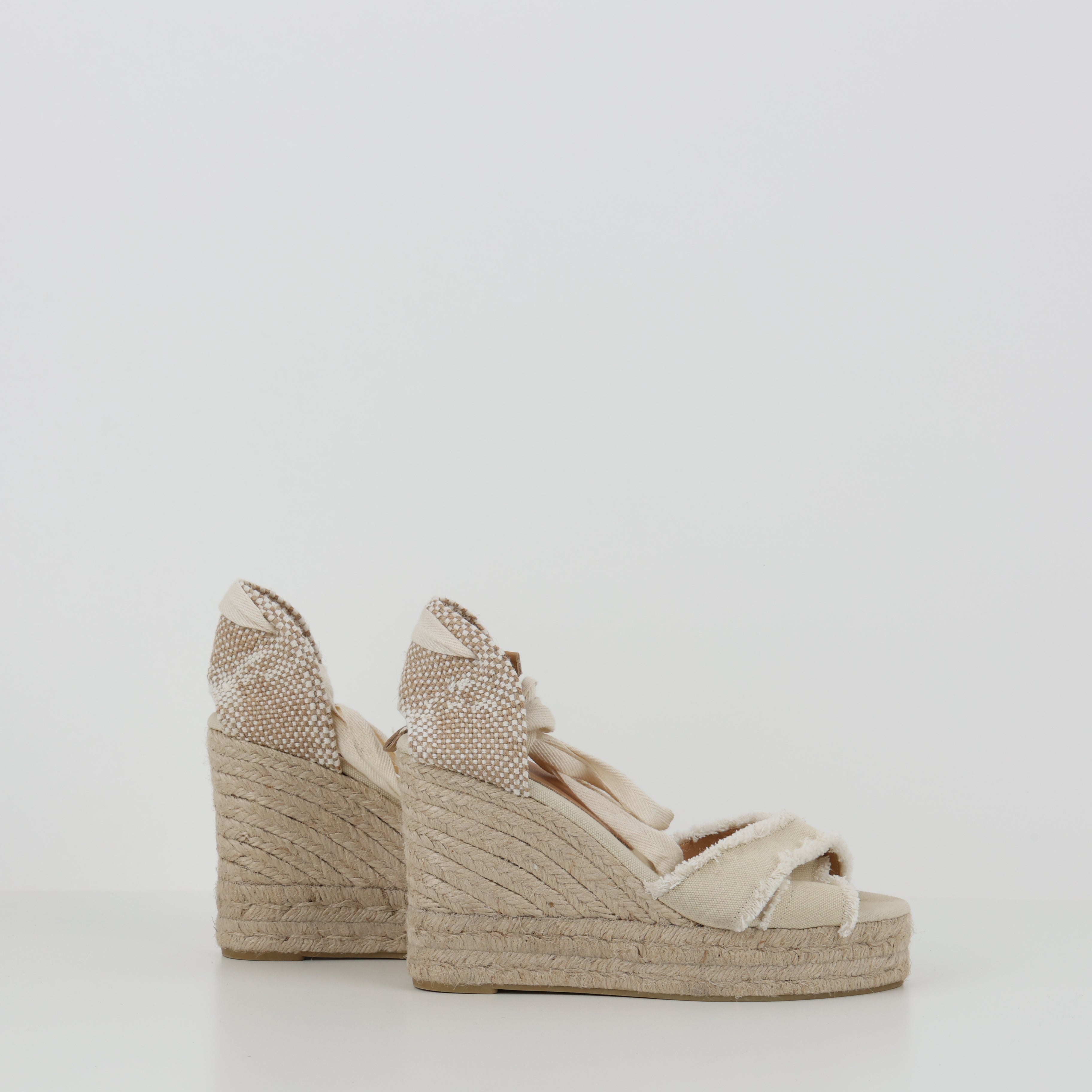 Heels , Shoe Size 38