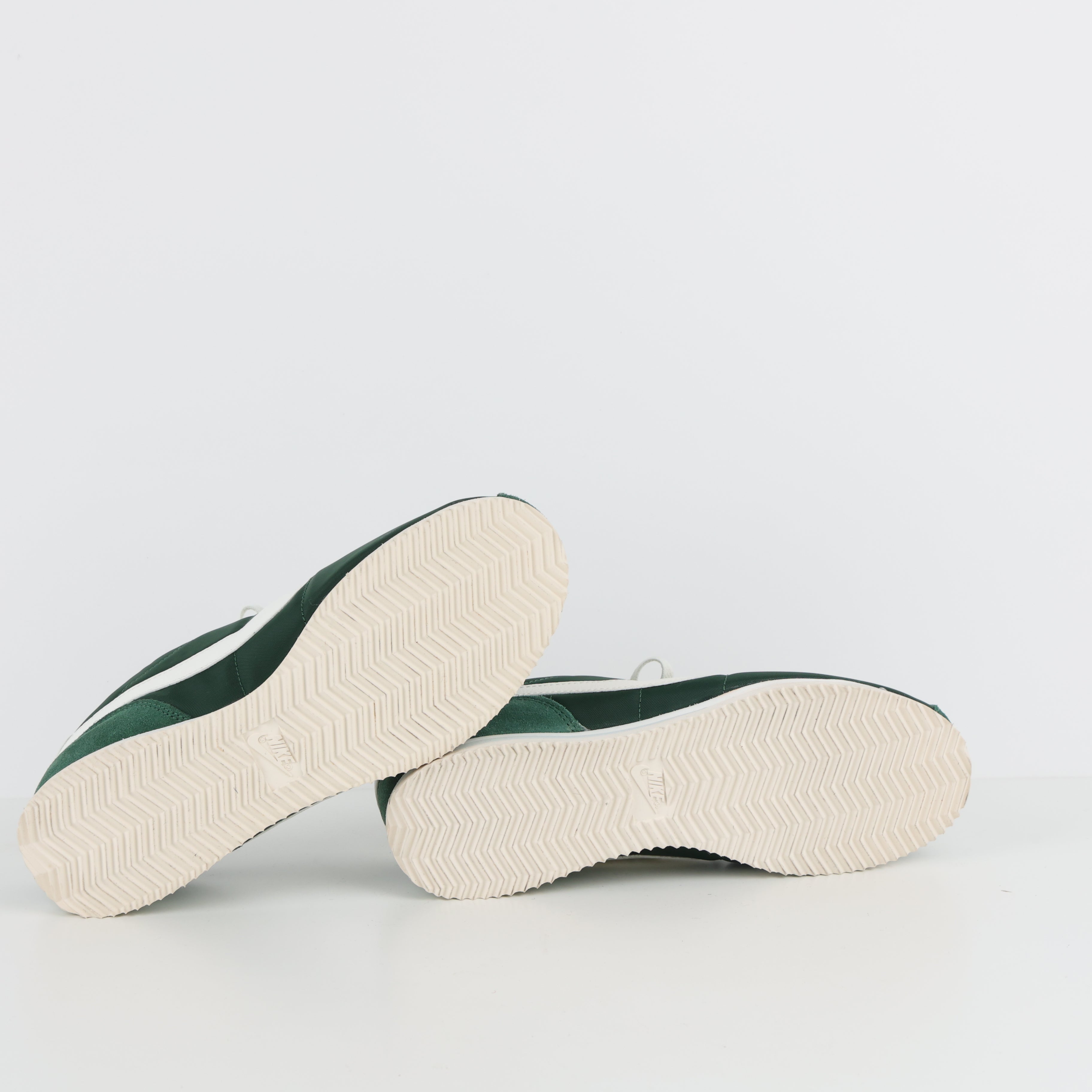 Trainers , Shoe Size 40