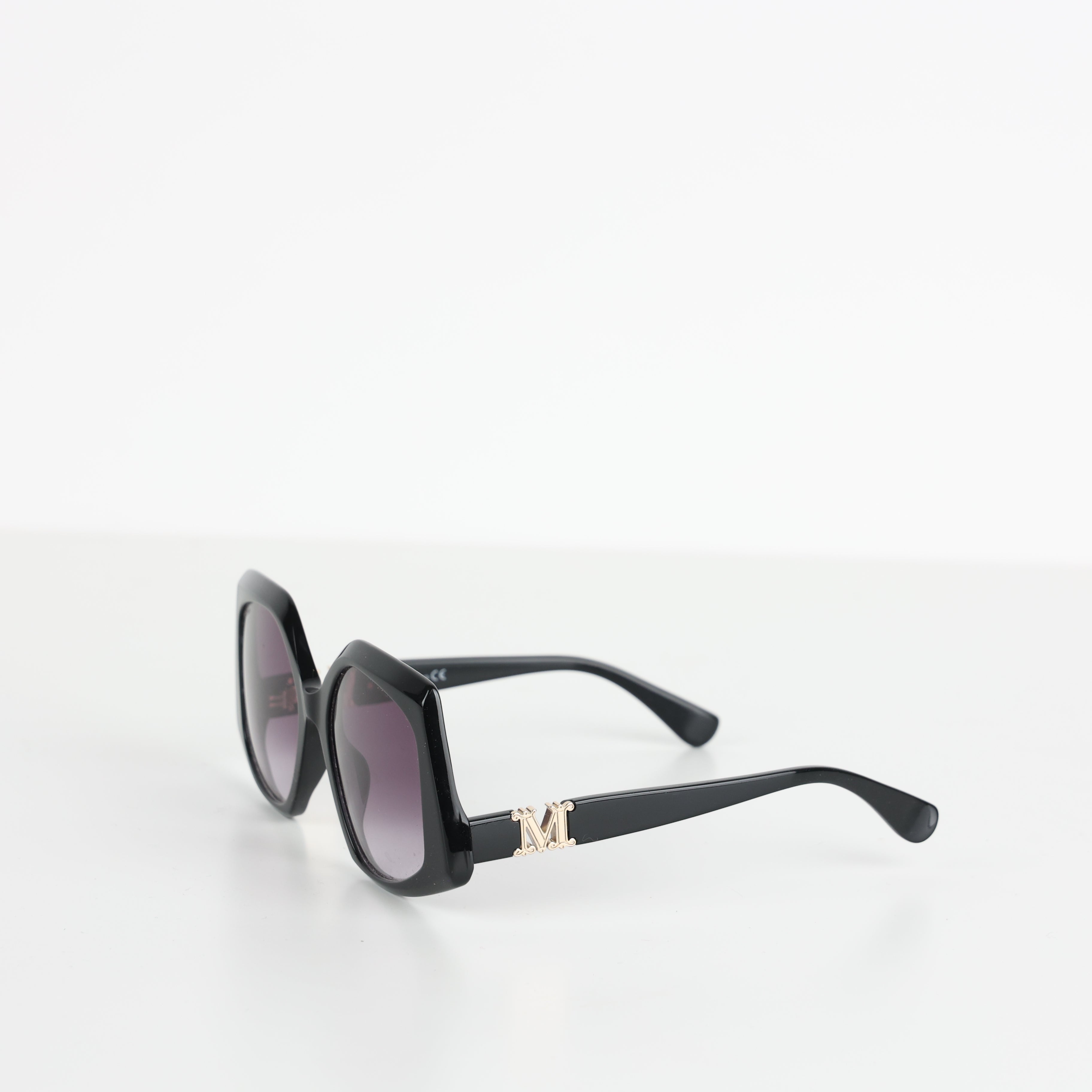 Sunglasses, UK Size One Size
