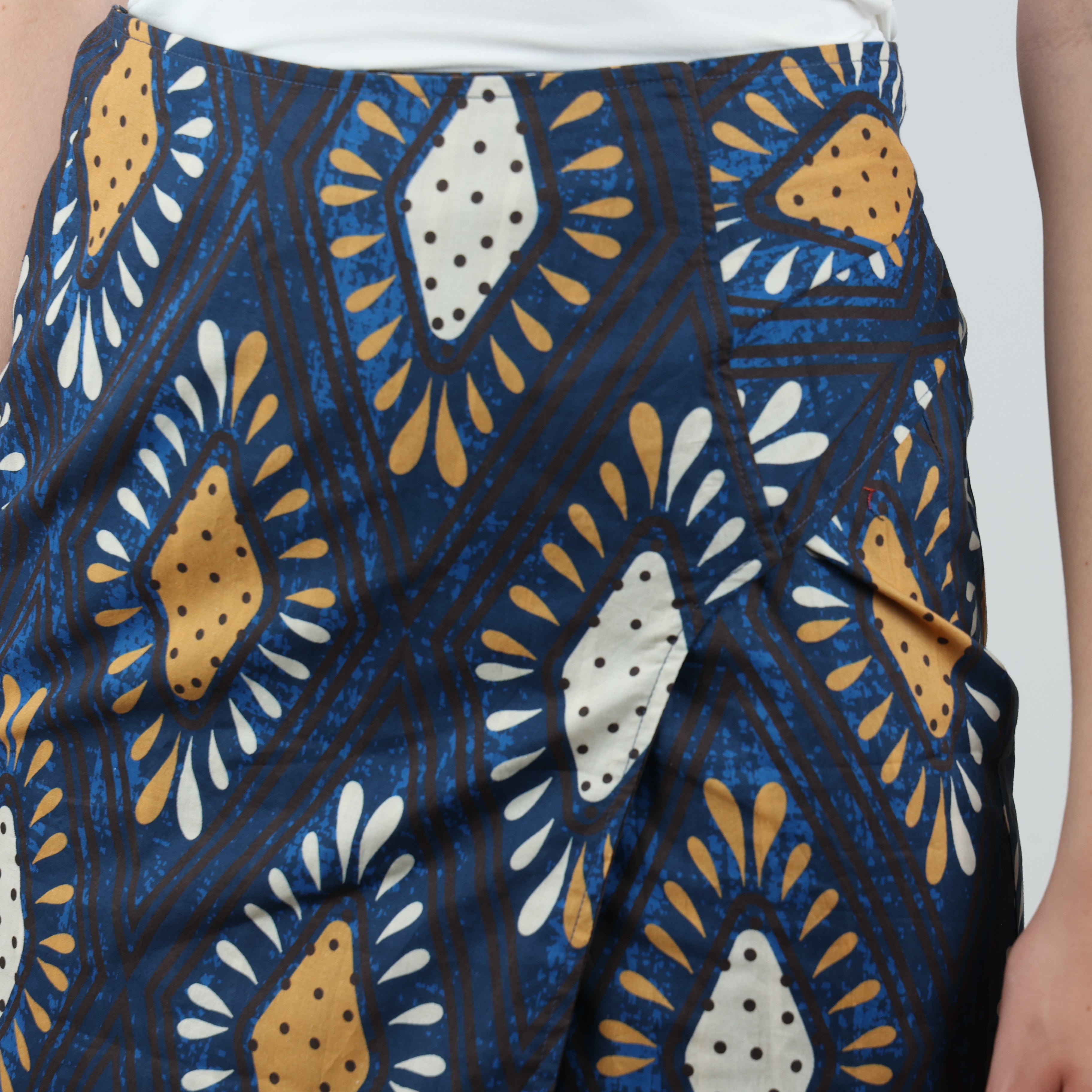 Skirt, UK Size 8