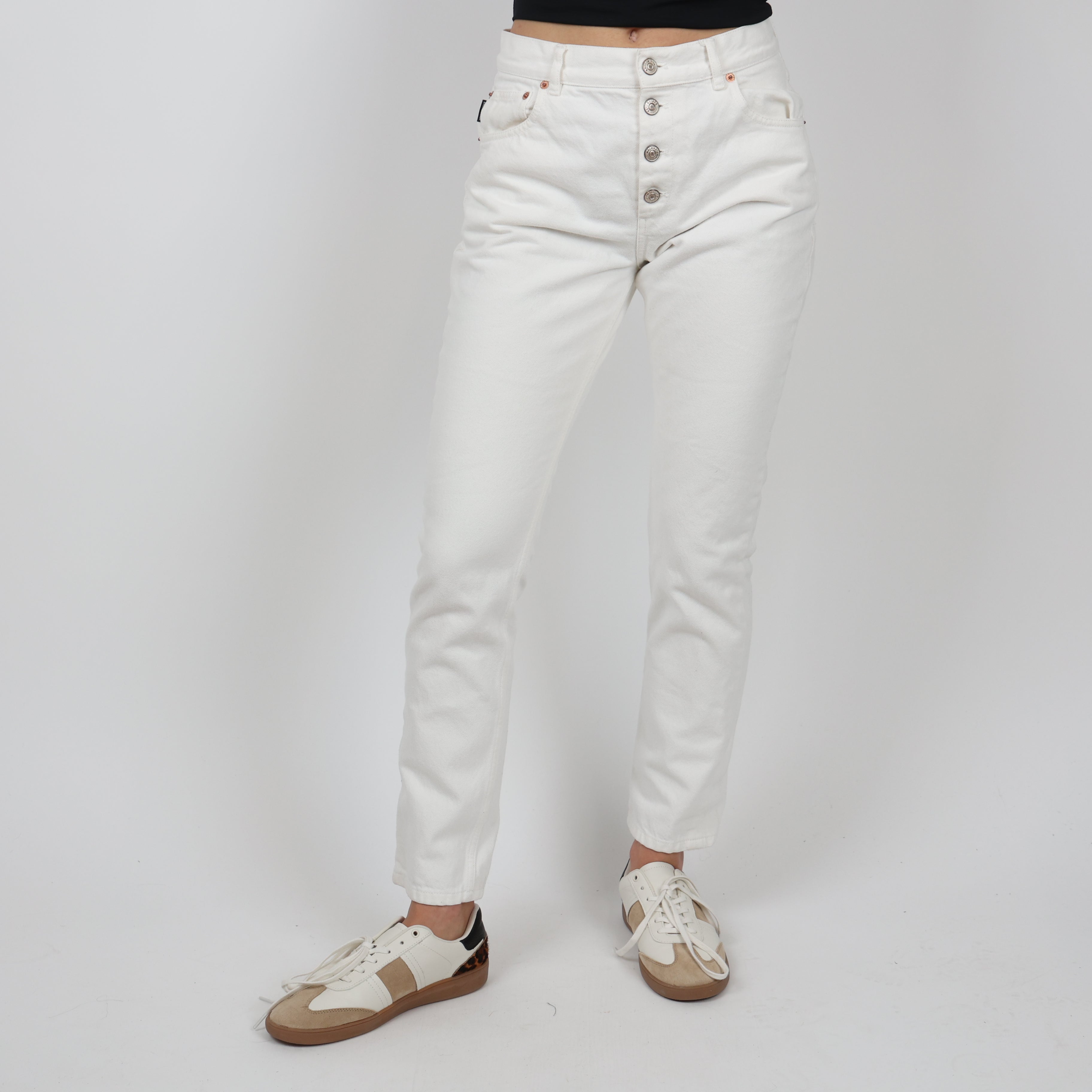 Jeans, Waist 28