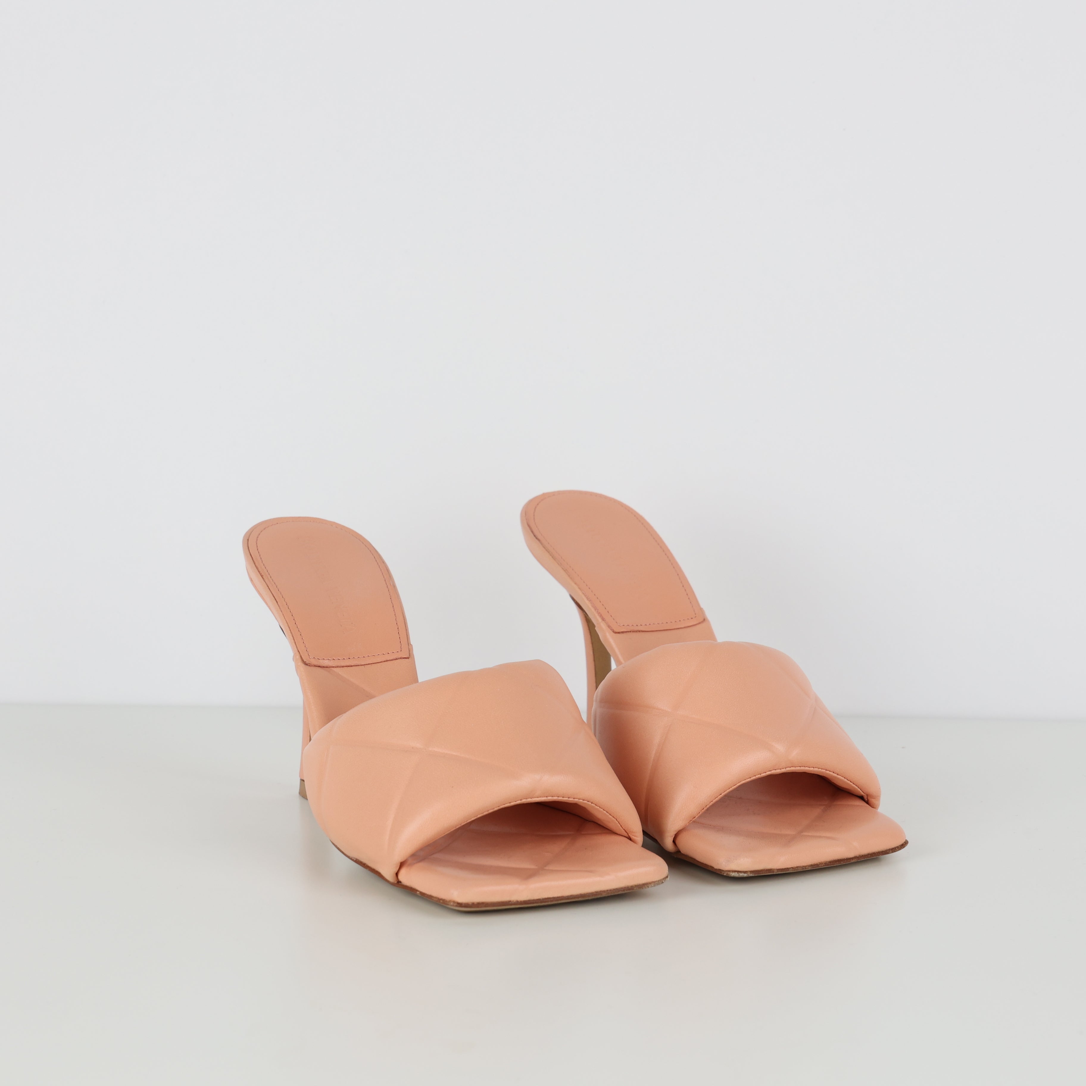 Heels , Shoe Size 37