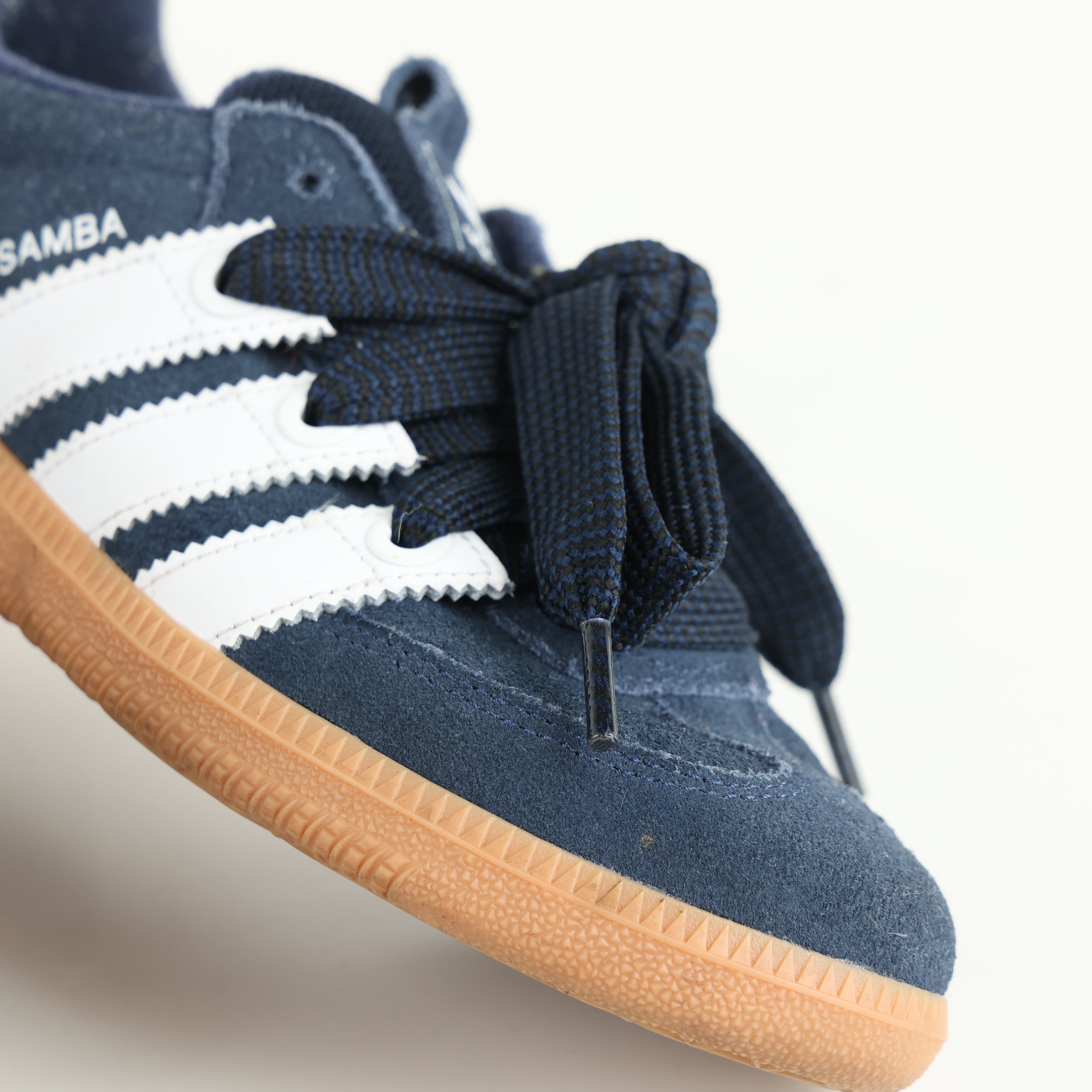 Trainers , Shoe Size 39