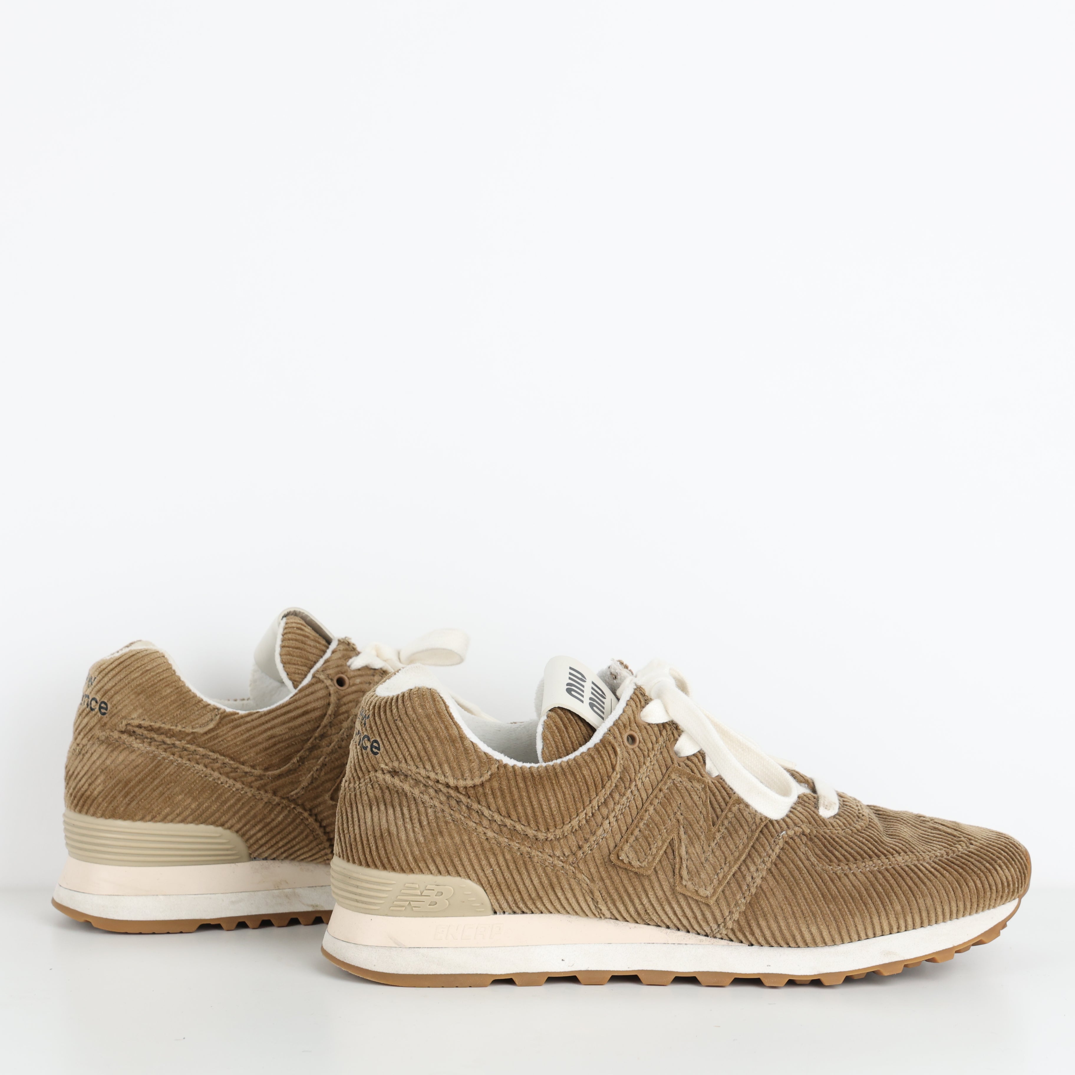 Trainers , Shoe Size 39.5