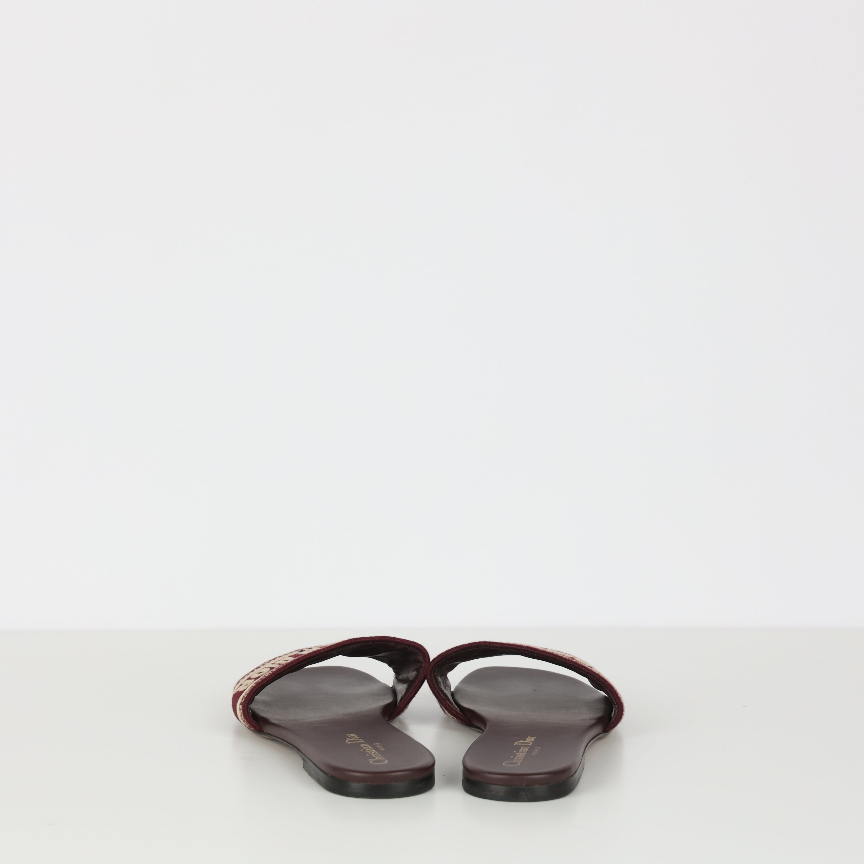 Flats , Shoe Size 38.5