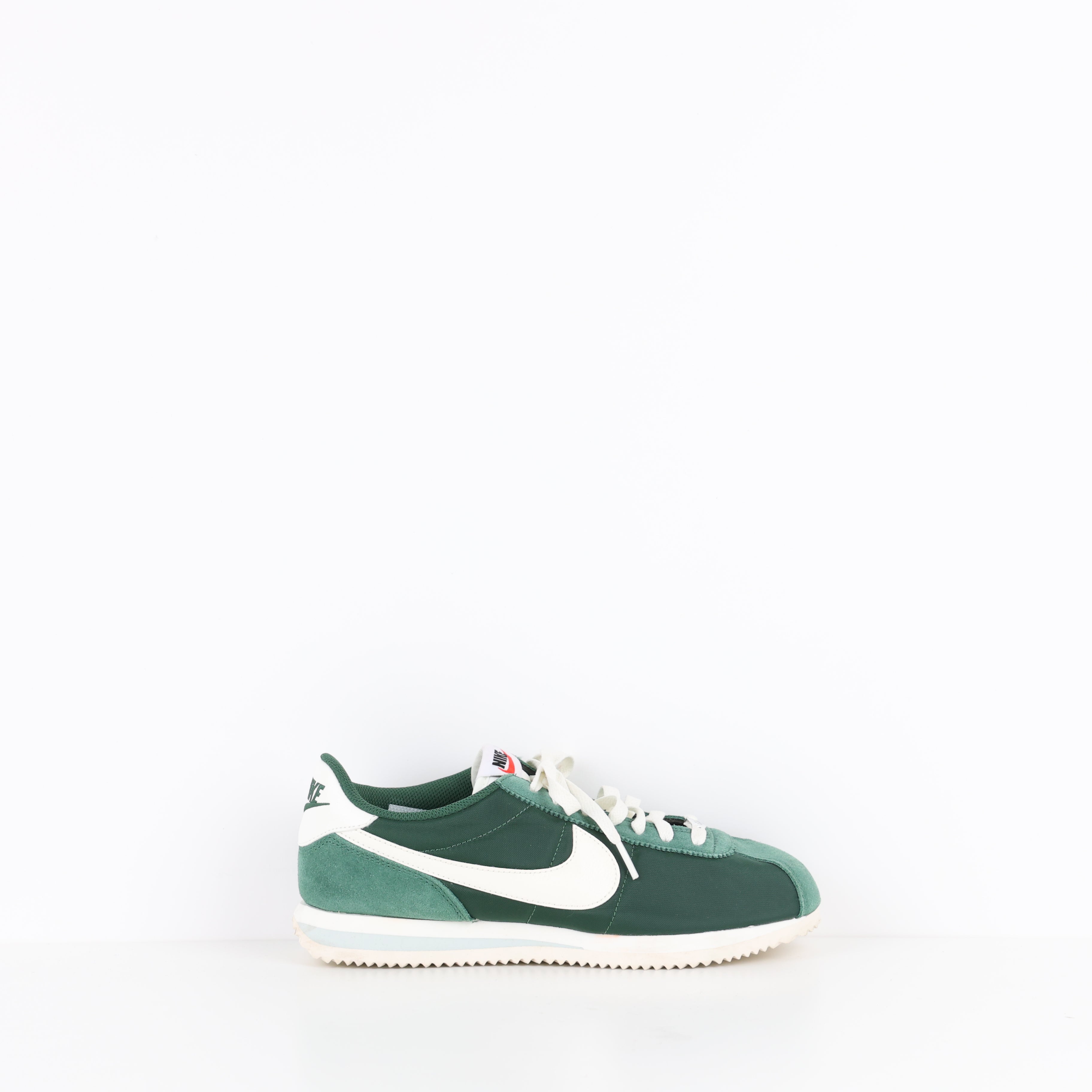 Trainers , Shoe Size 40