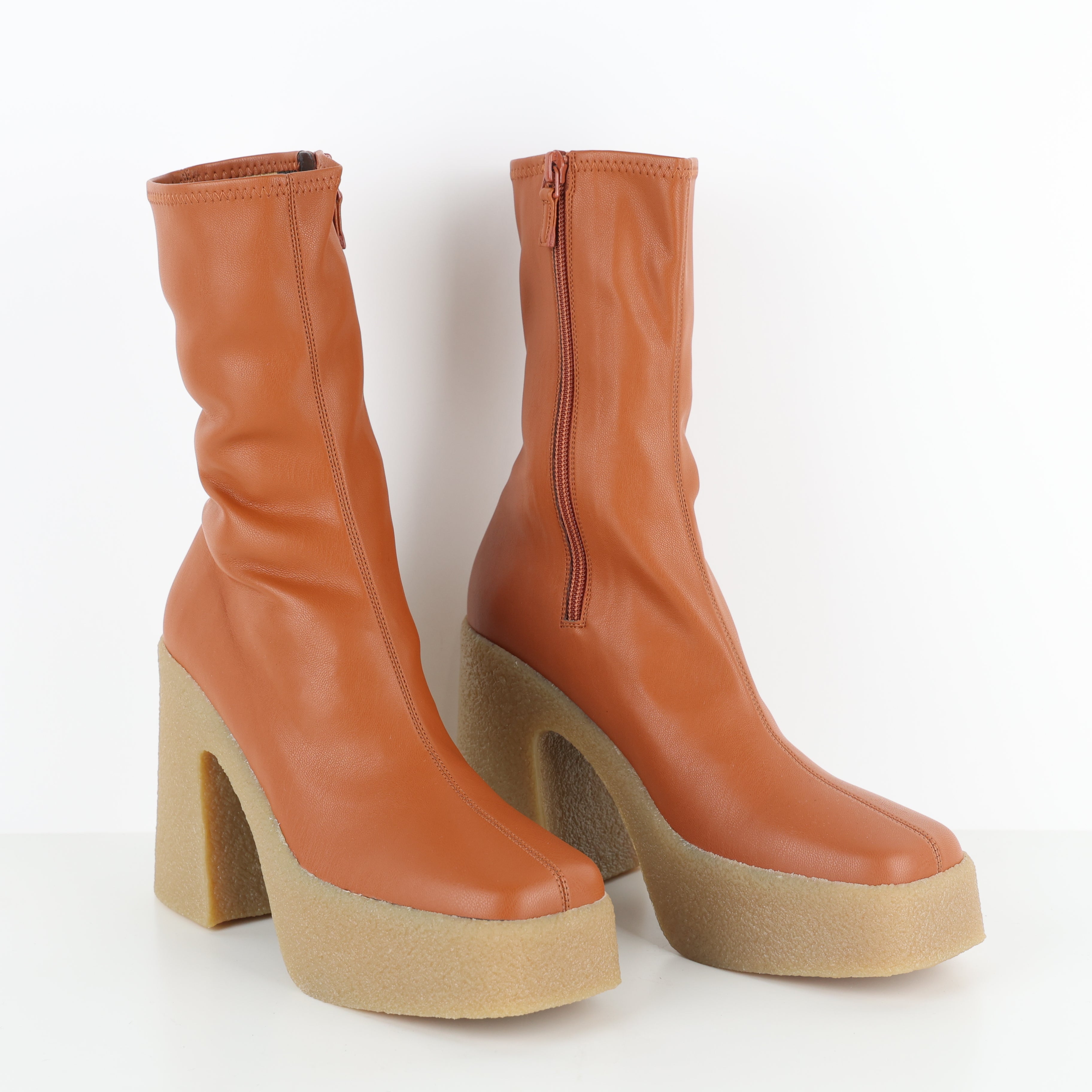 Boots , Shoe Size 38