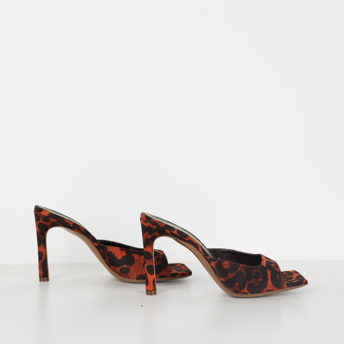 Heels , Shoe Size 39