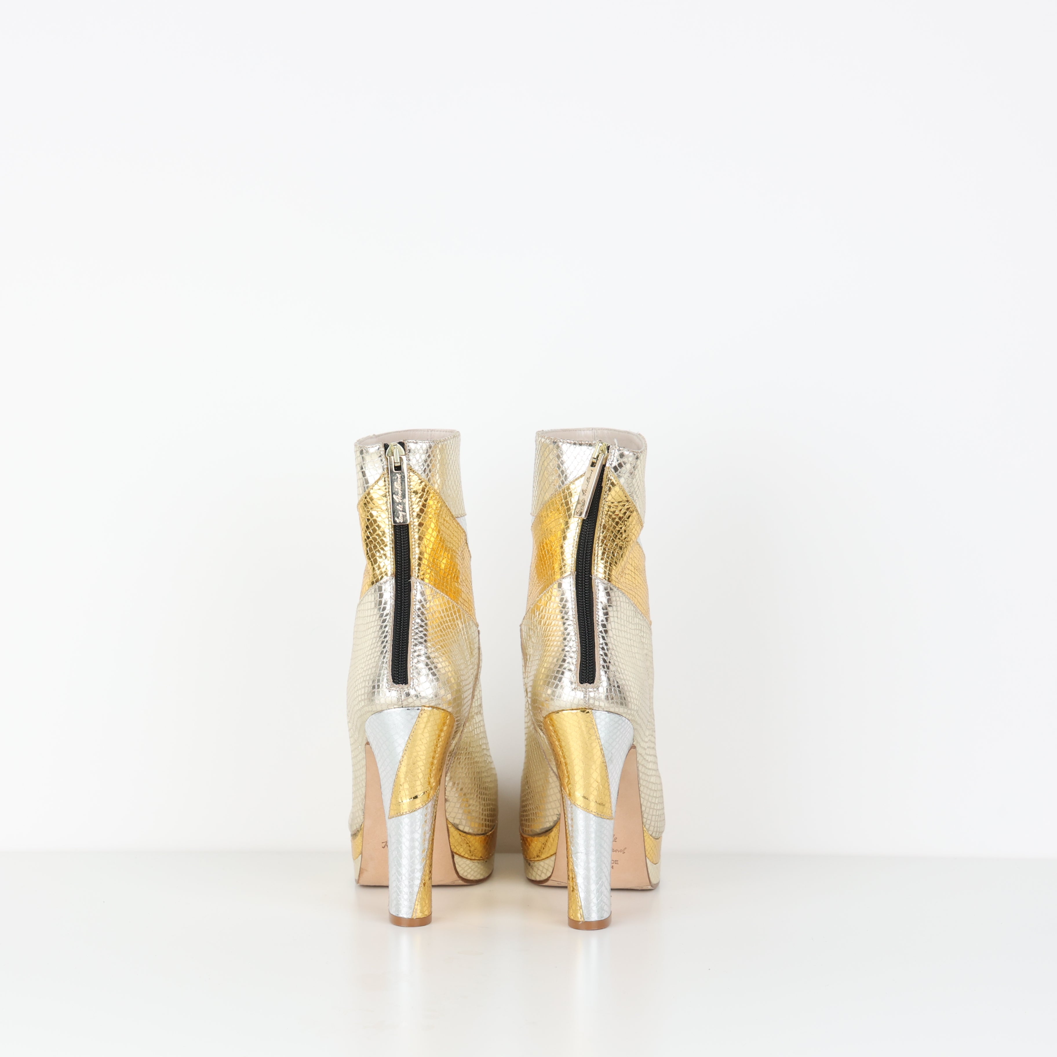 Heels , Shoe Size 40