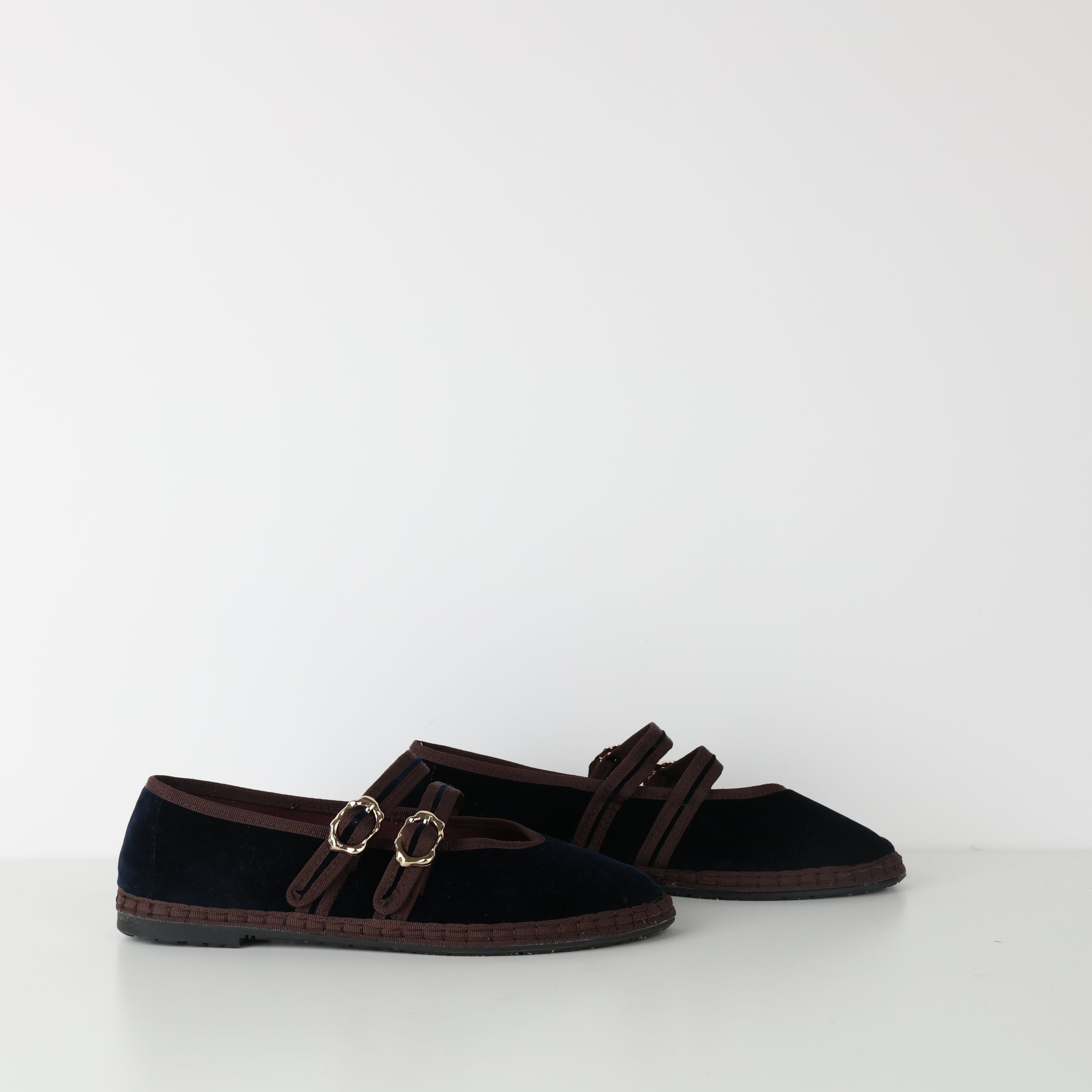 Flats , Shoe Size 41