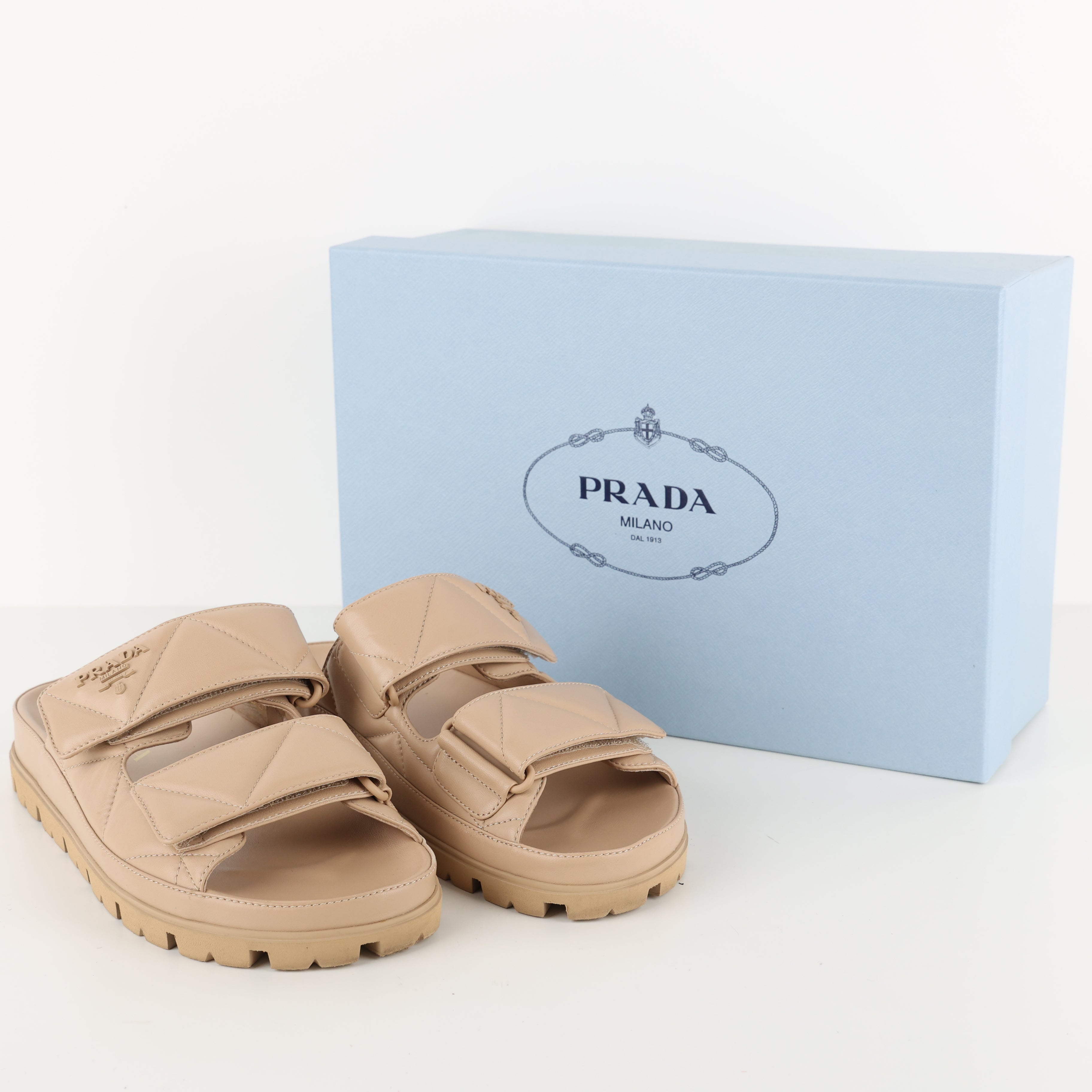 Flats , Shoe Size 37