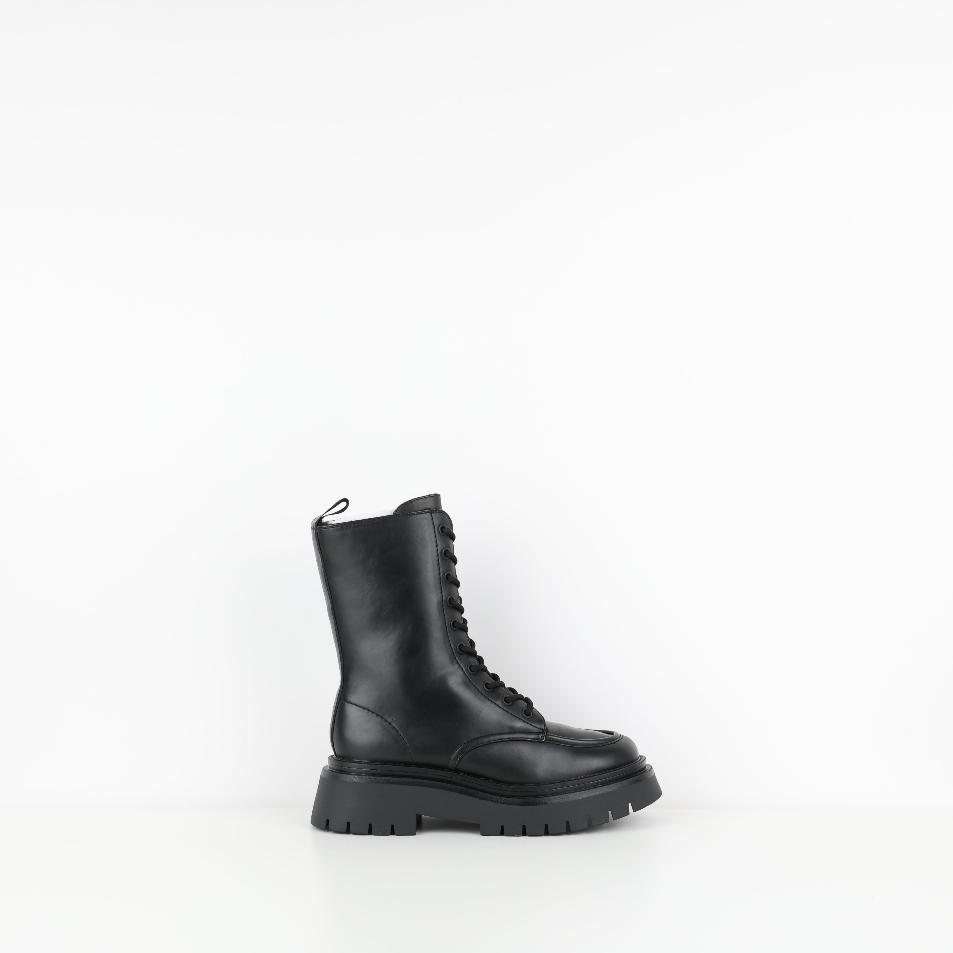 Boots , Shoe Size 39