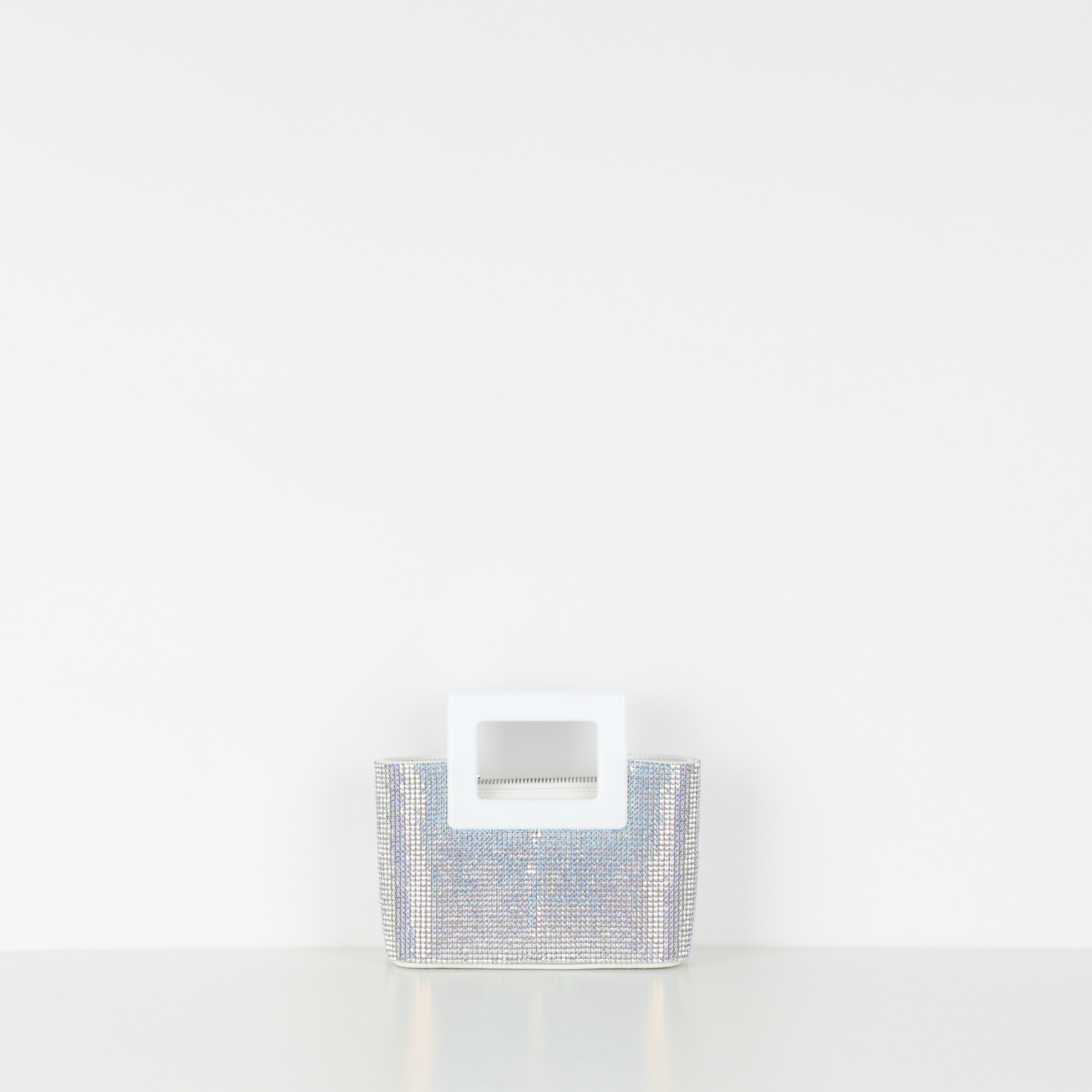 Marina Raphael X Evangelie Smyrniotaki, Clutch