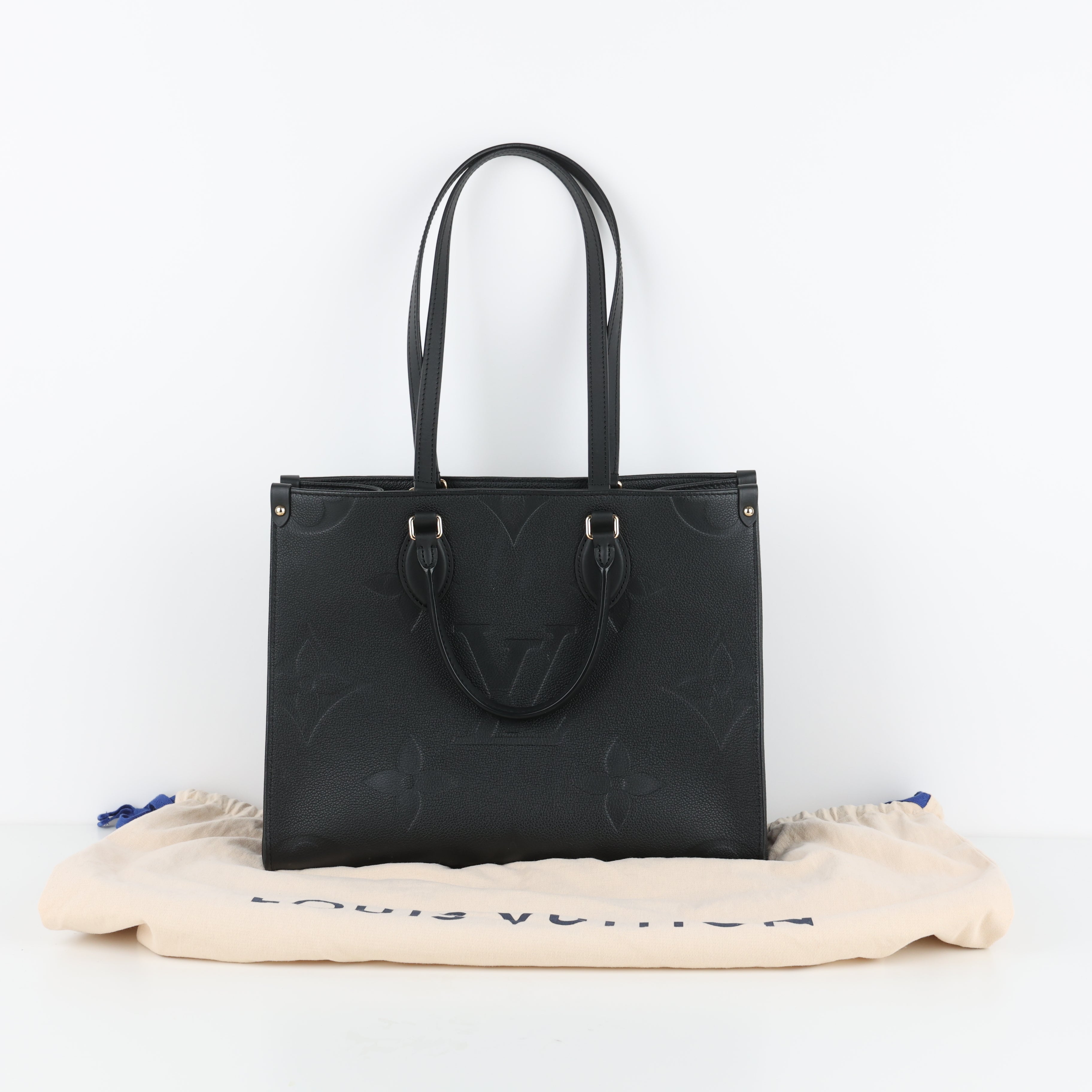 Louis Vuitton, OnTheGo Bag