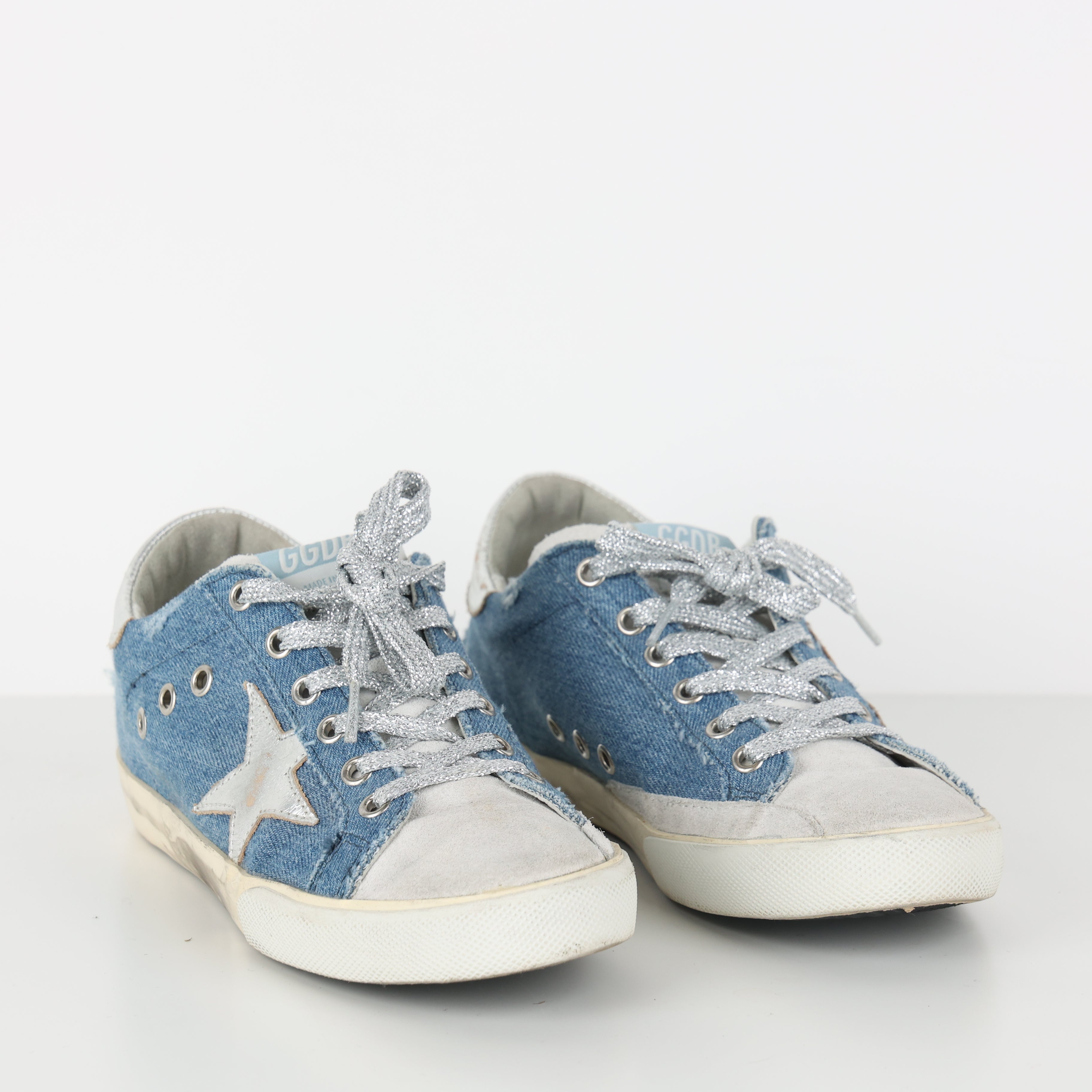 Trainers , Shoe Size 37