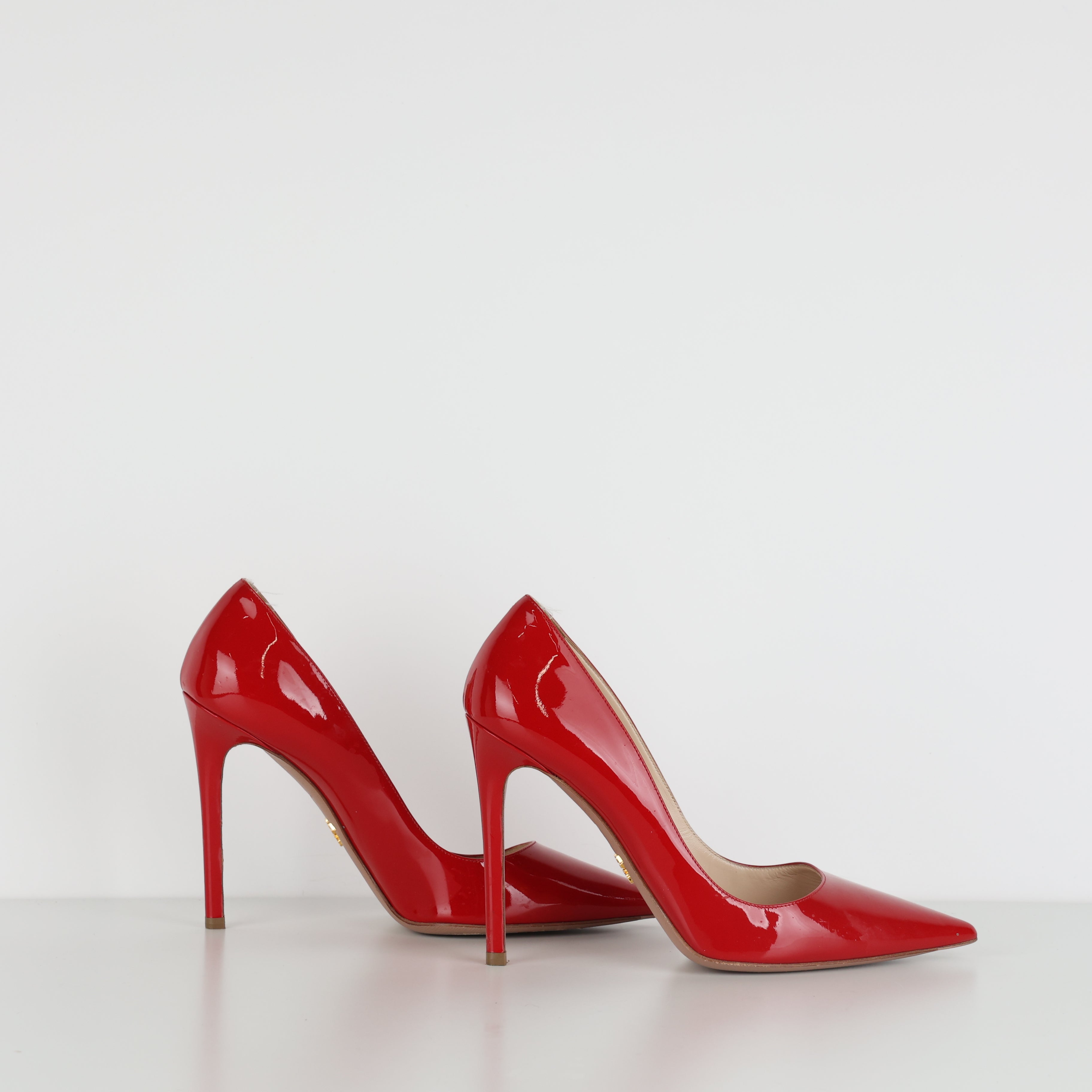 Heels , Shoe Size 39