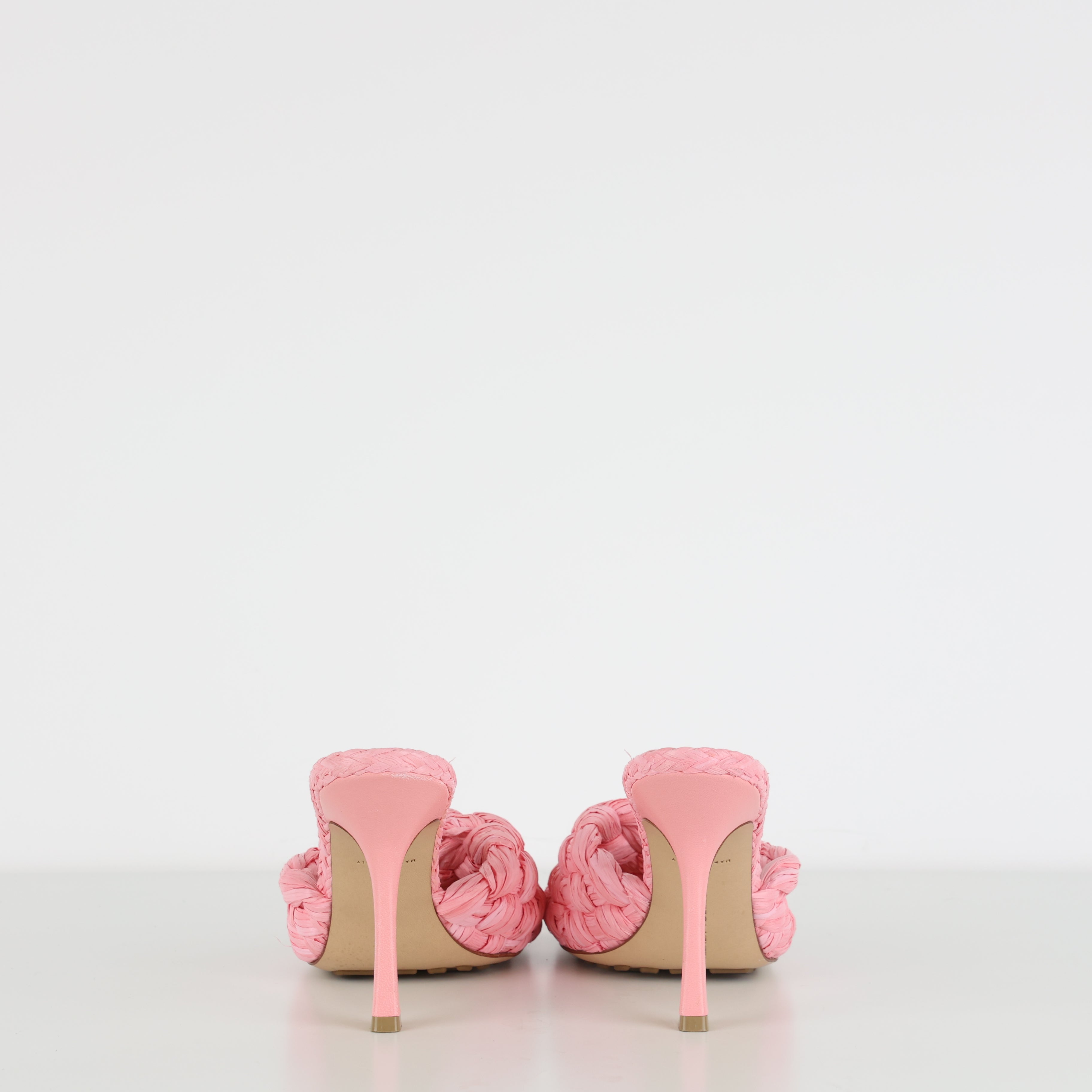 Heels , Shoe Size 39