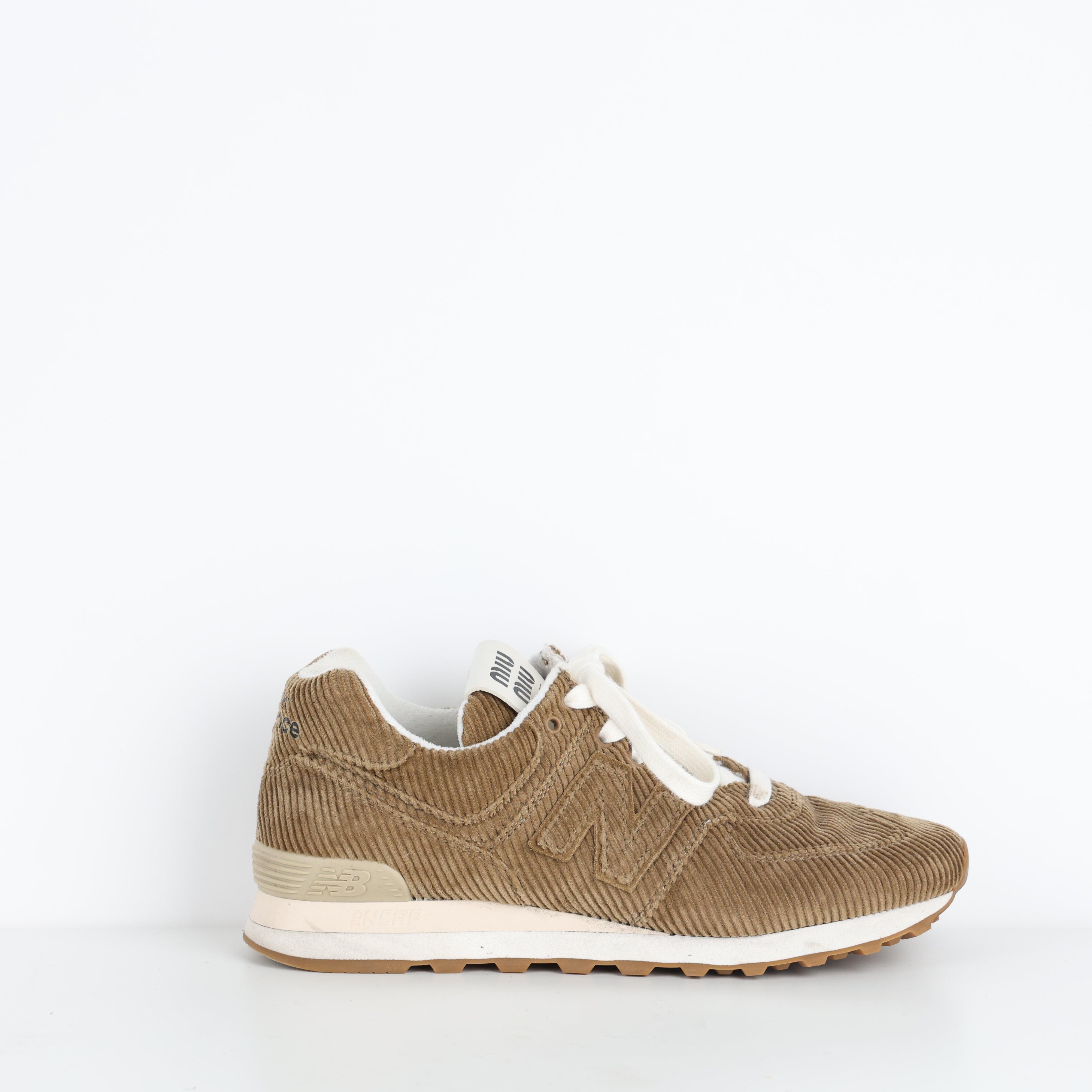 Trainers , Shoe Size 39.5