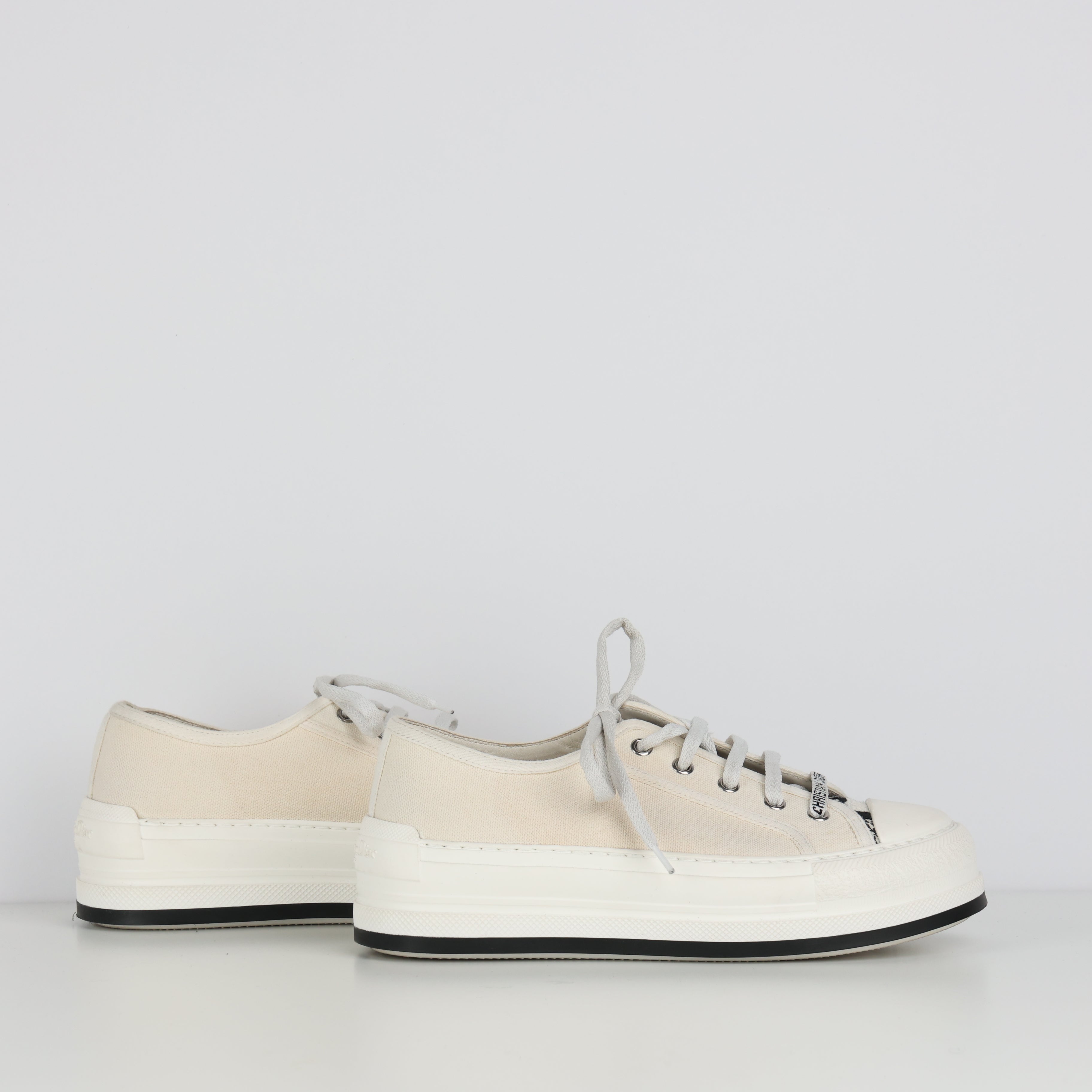 Trainers , Shoe Size 37