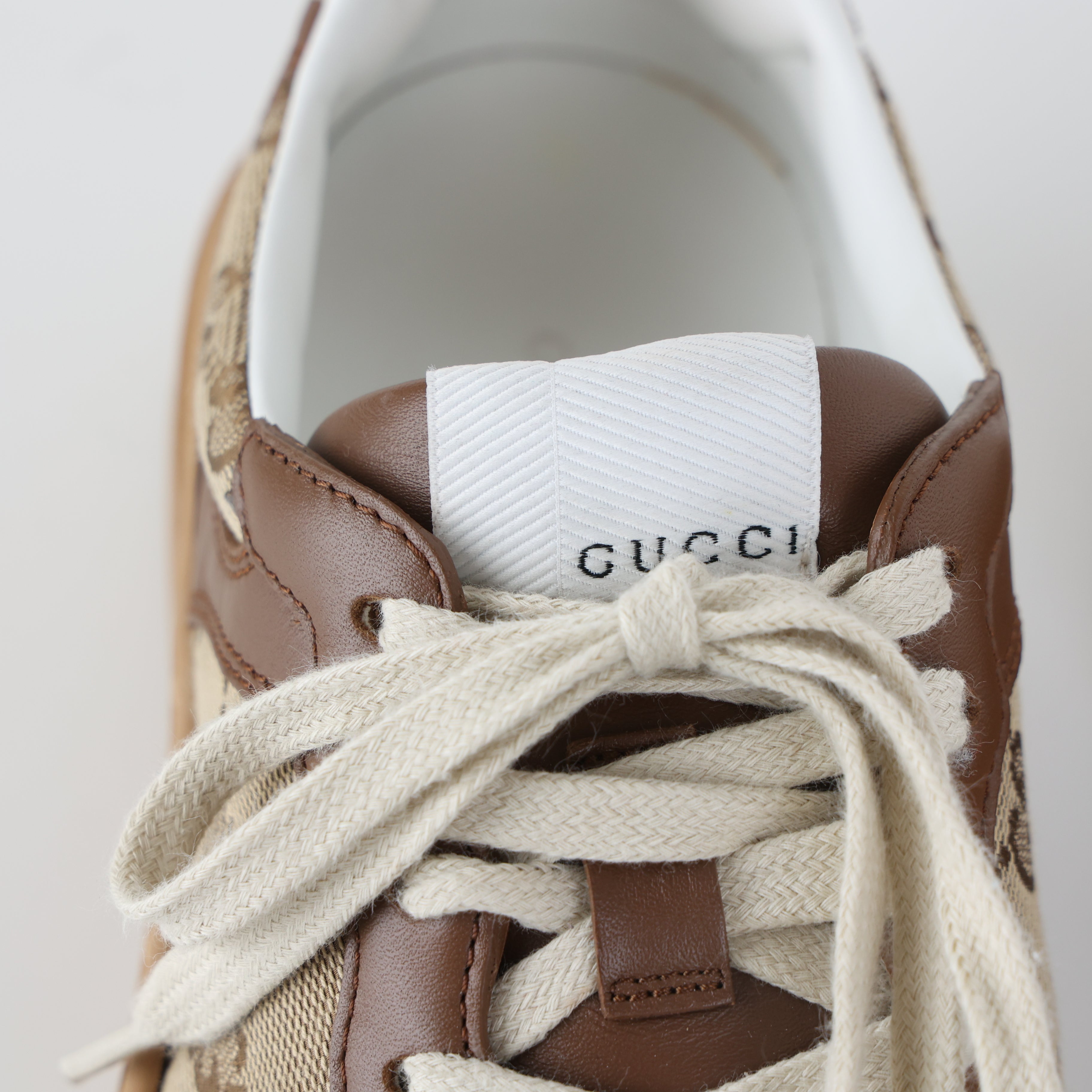 Trainers , Shoe Size 38