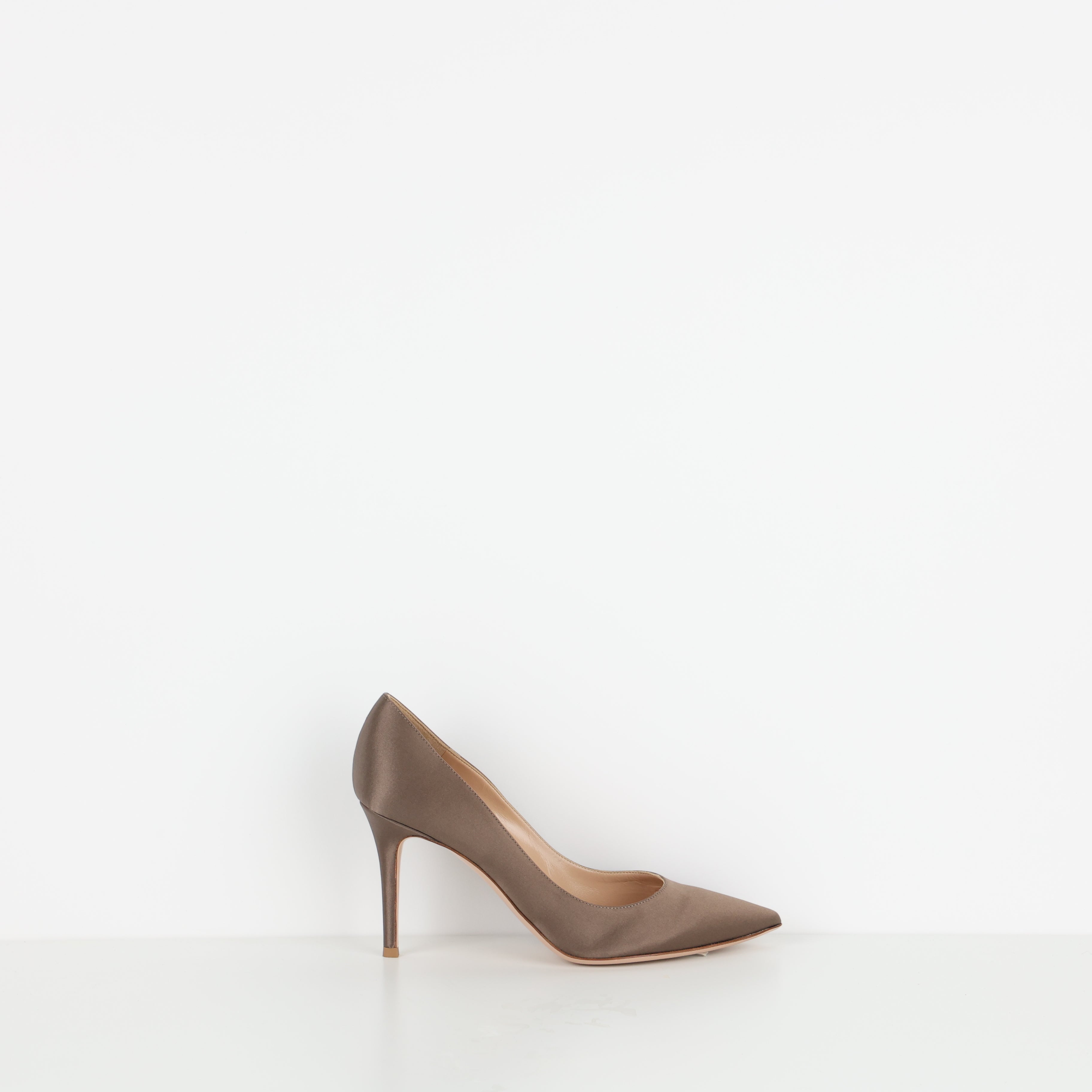 Heels, Shoe Size 39