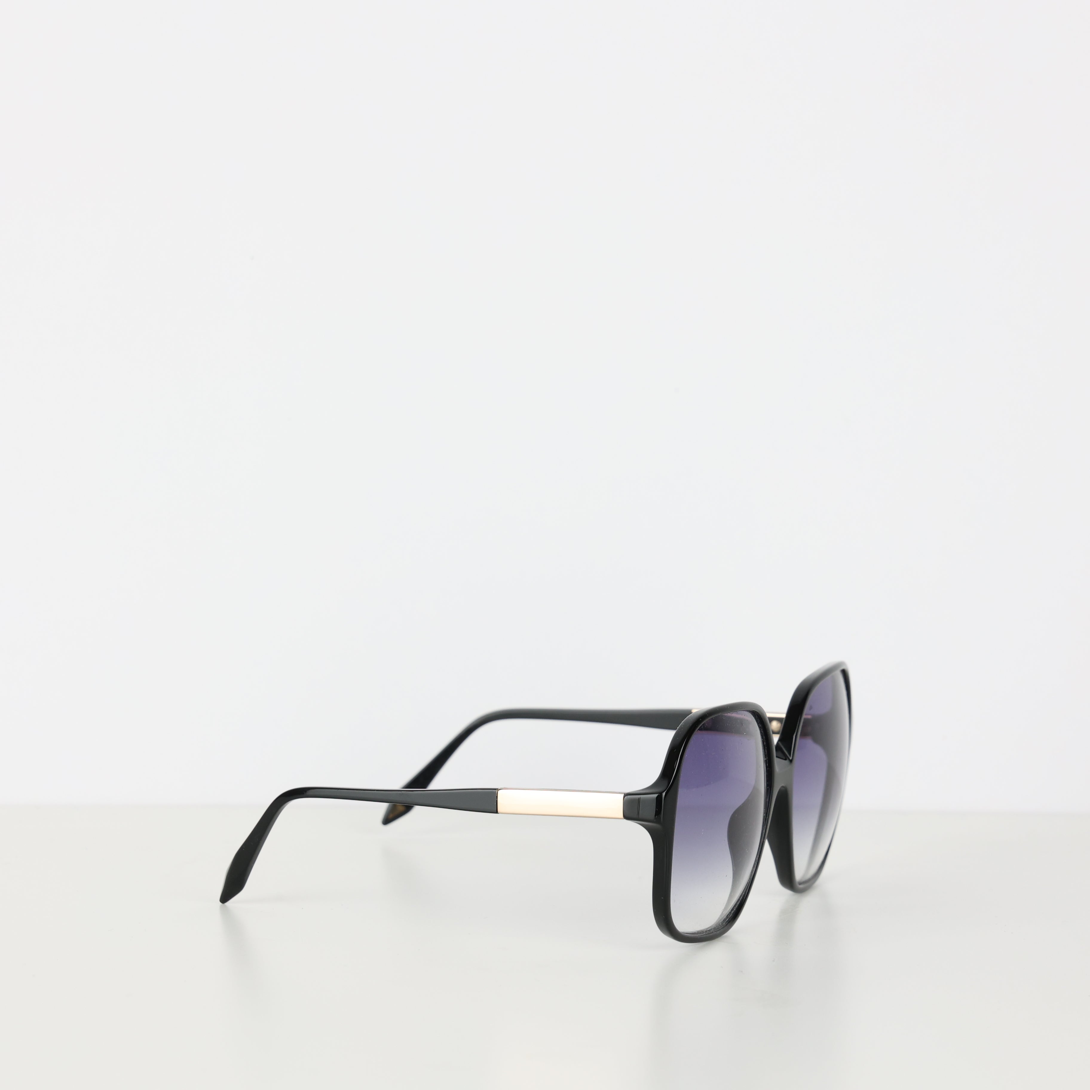 Sunglasses, UK Size One Size