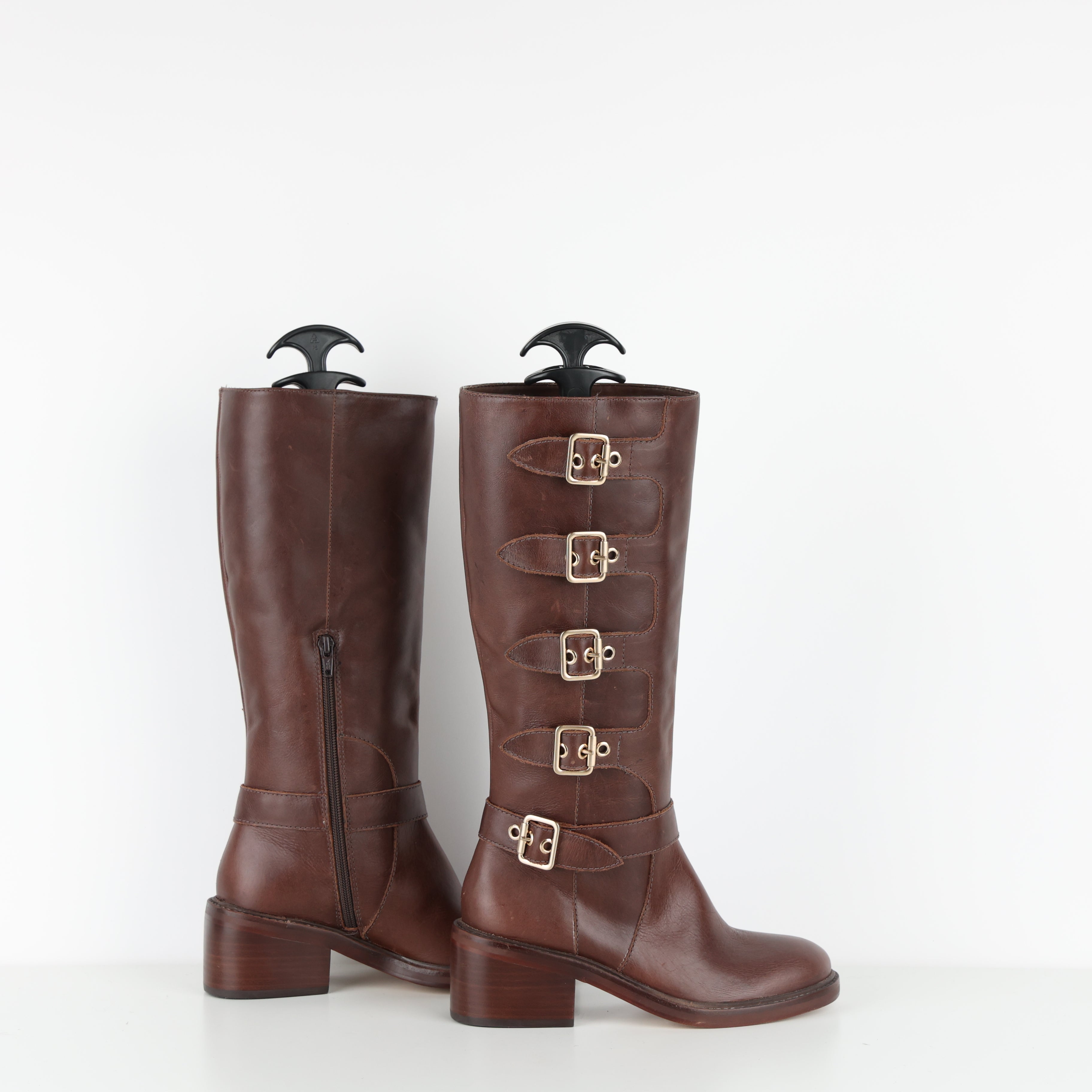 Boots , Shoe Size 37