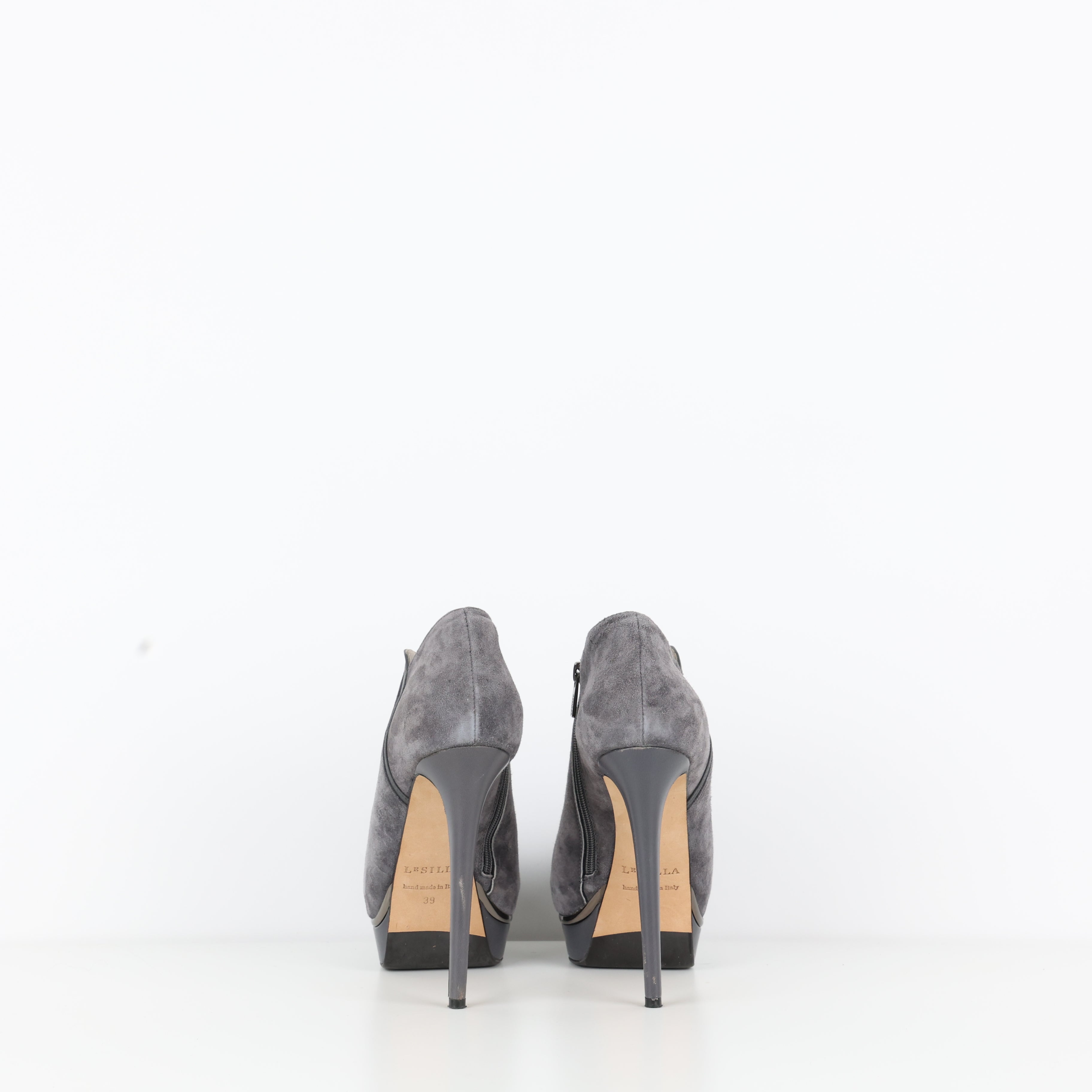 Boots , Shoe Size 39