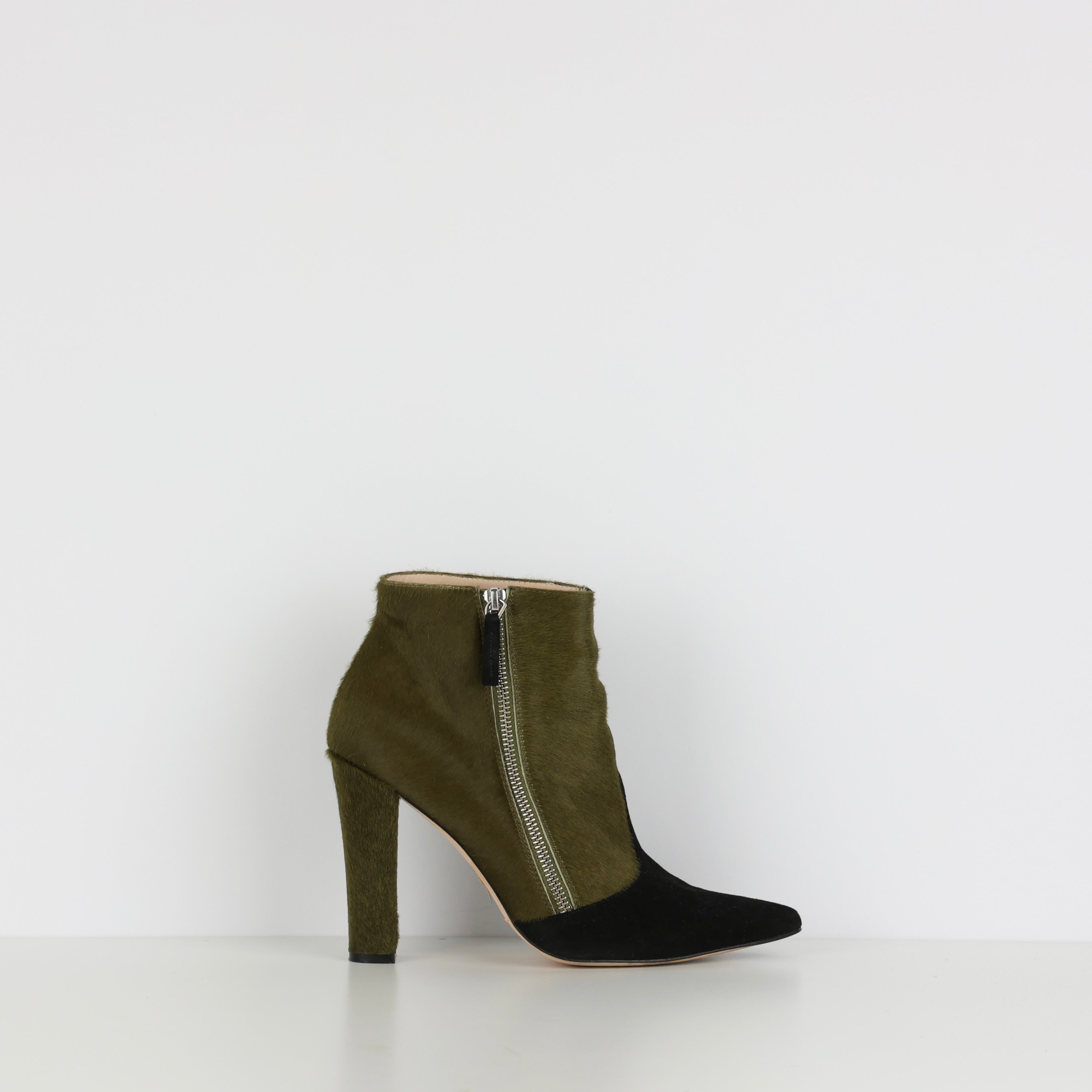 Heels , Shoe Size 40