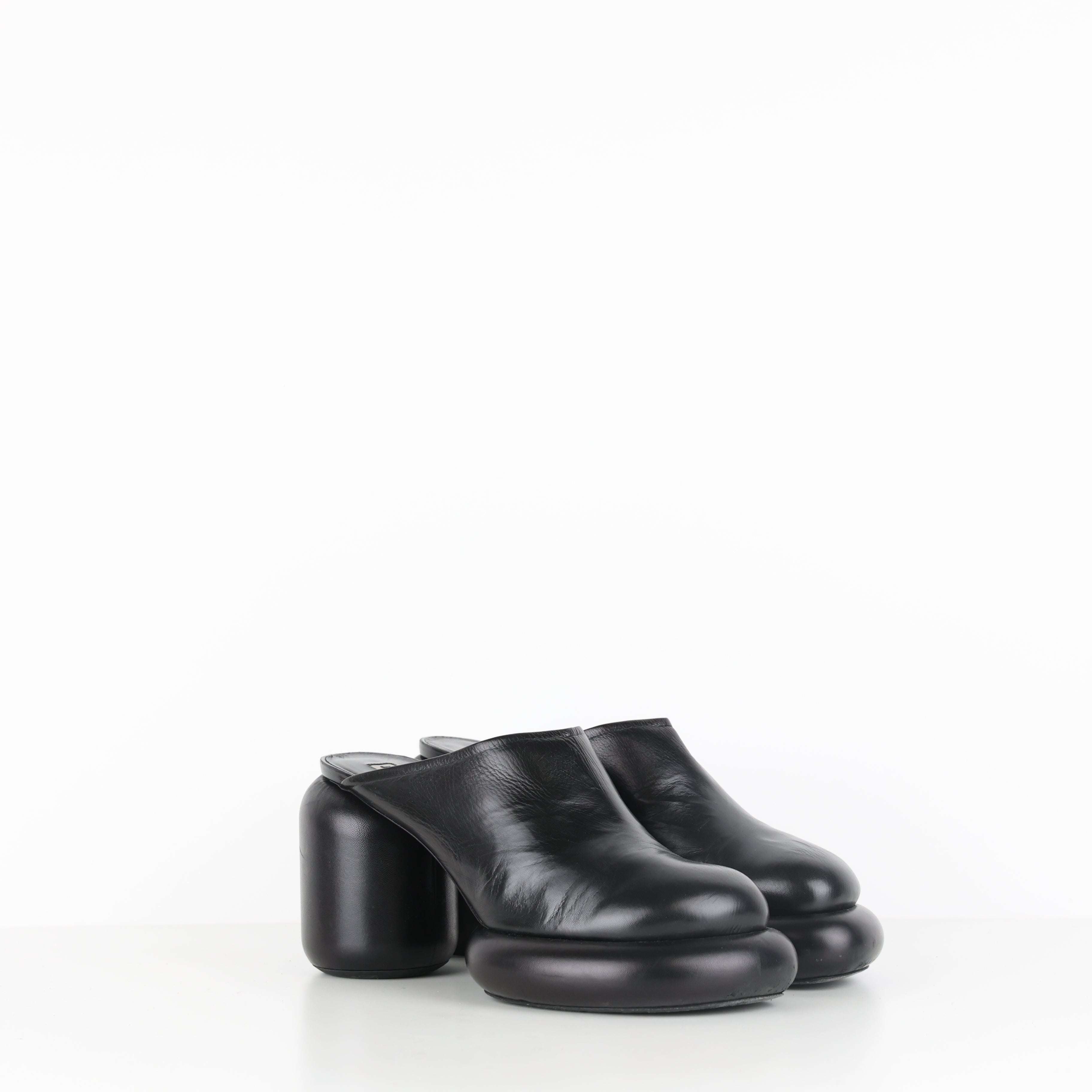 Heels , Shoe Size 40