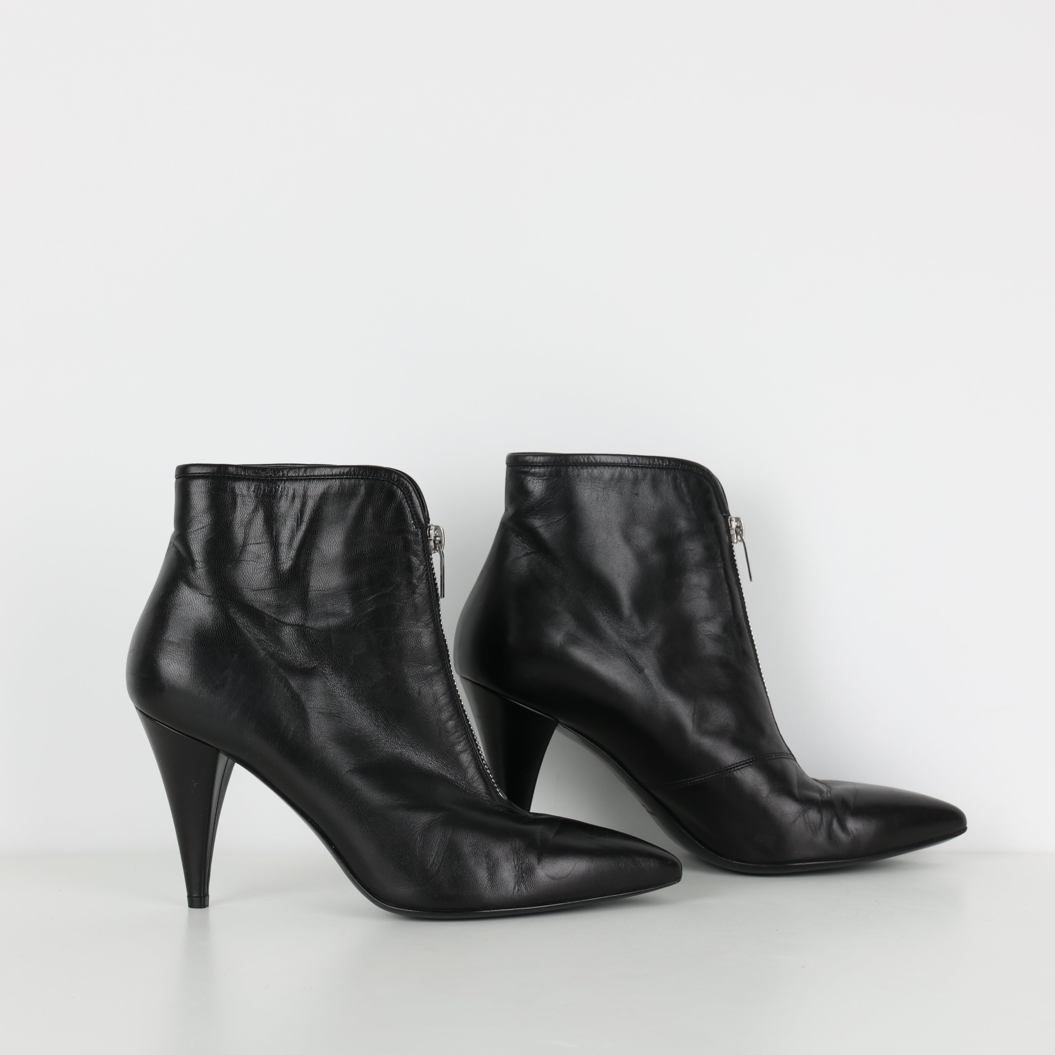 Boots , Shoe Size 38