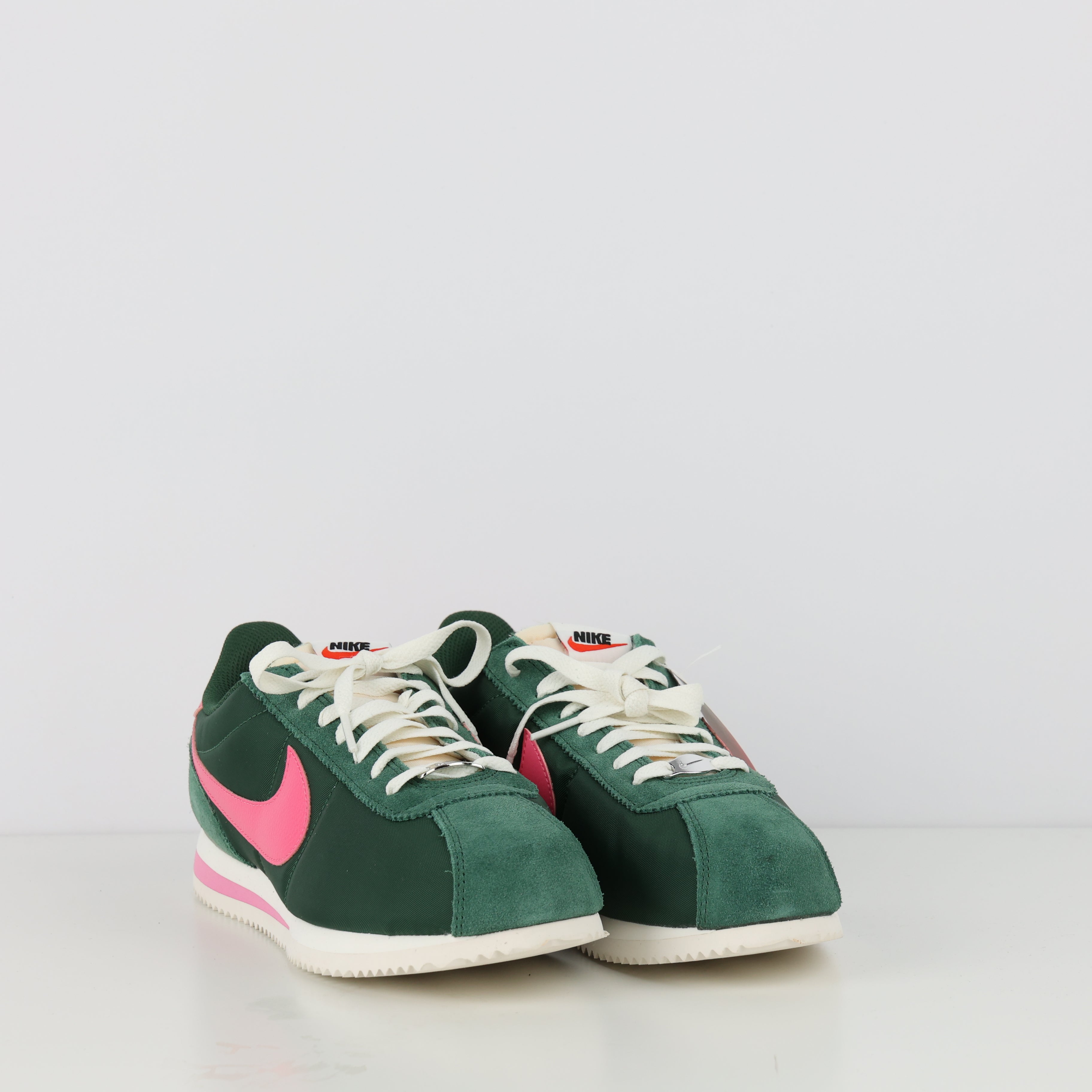 Trainers , Shoe Size 42.5