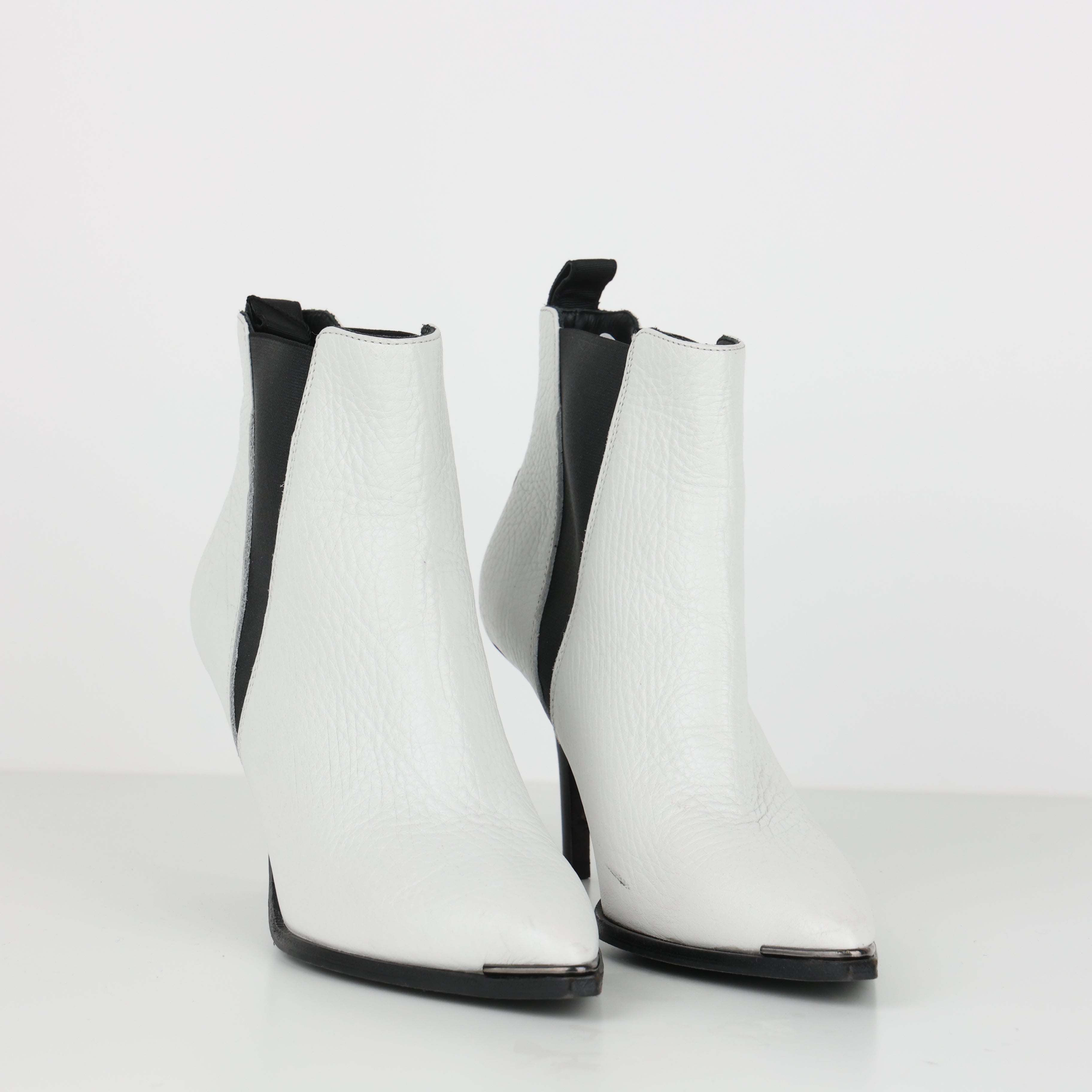 Boots, Shoe Size 39