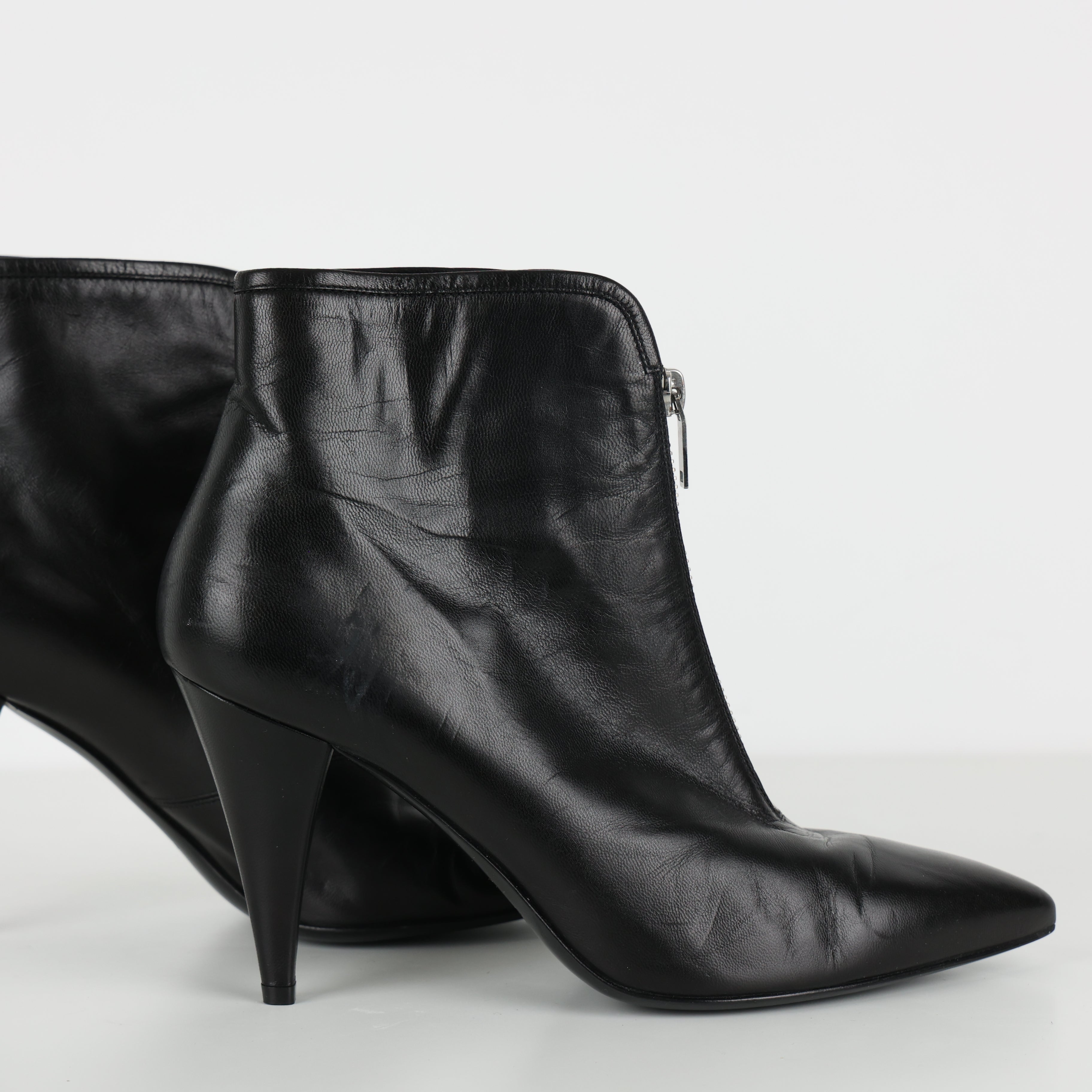 Boots , Shoe Size 38