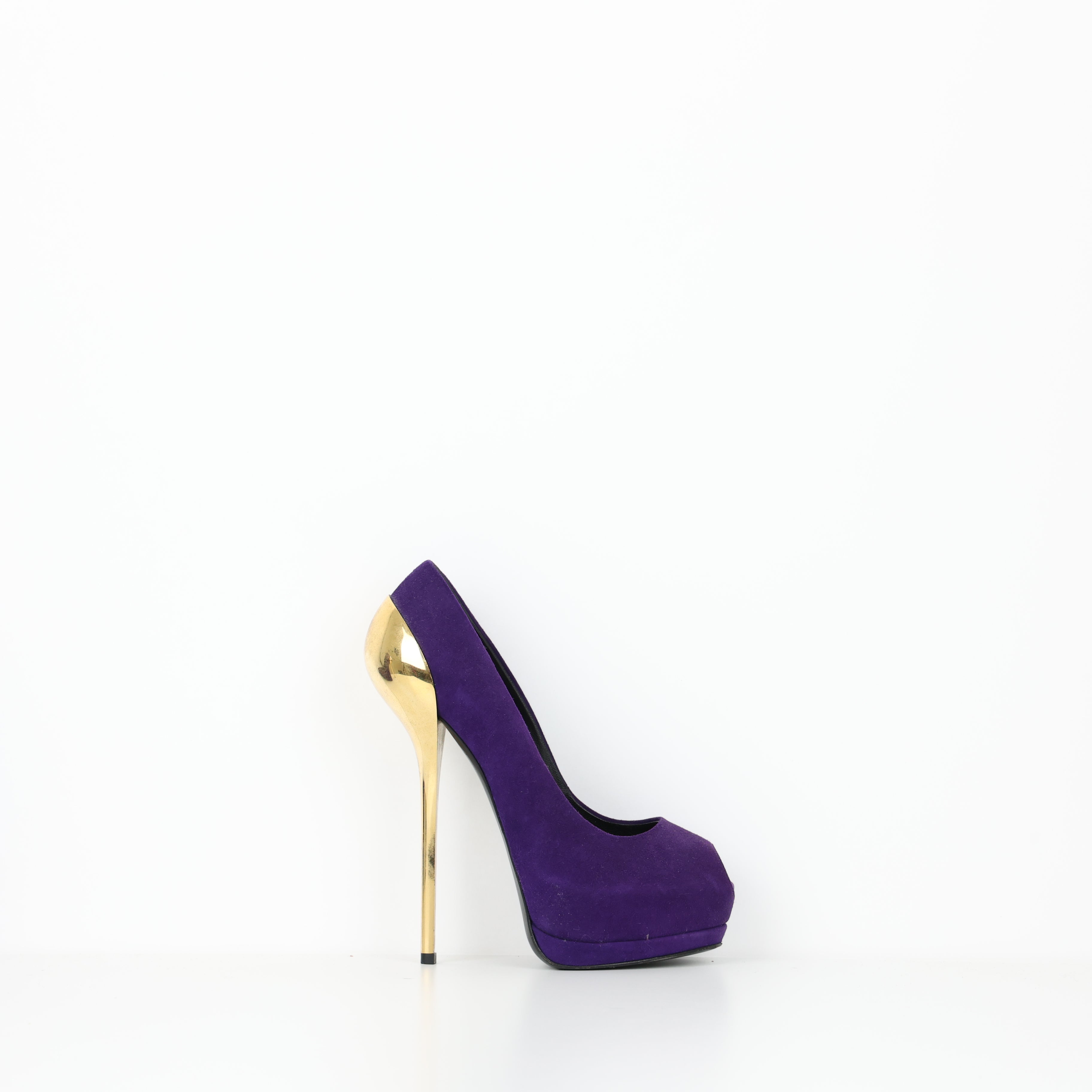Heels , Shoe Size 38