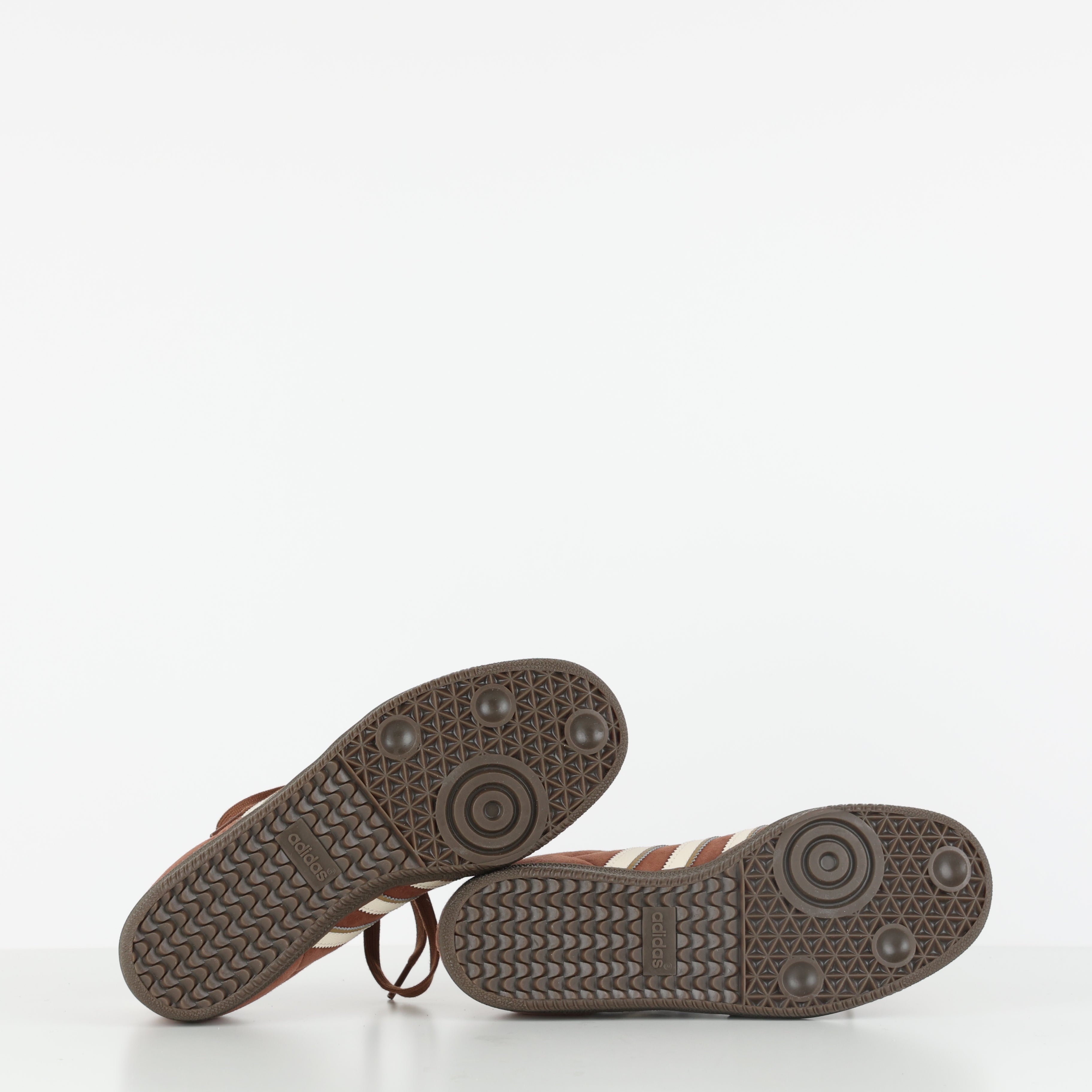 Trainers , Shoe Size 39