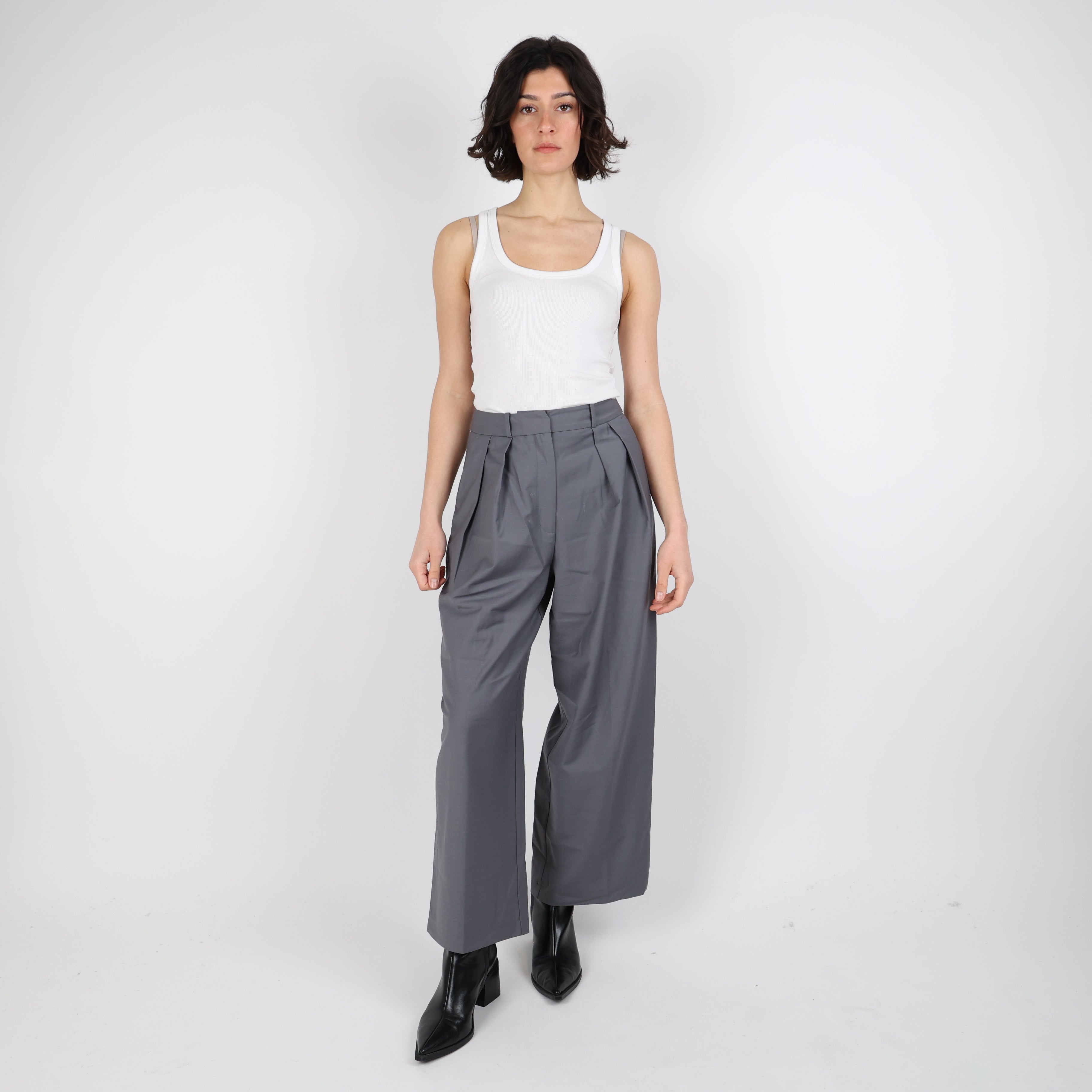 Trousers, UK Size 6